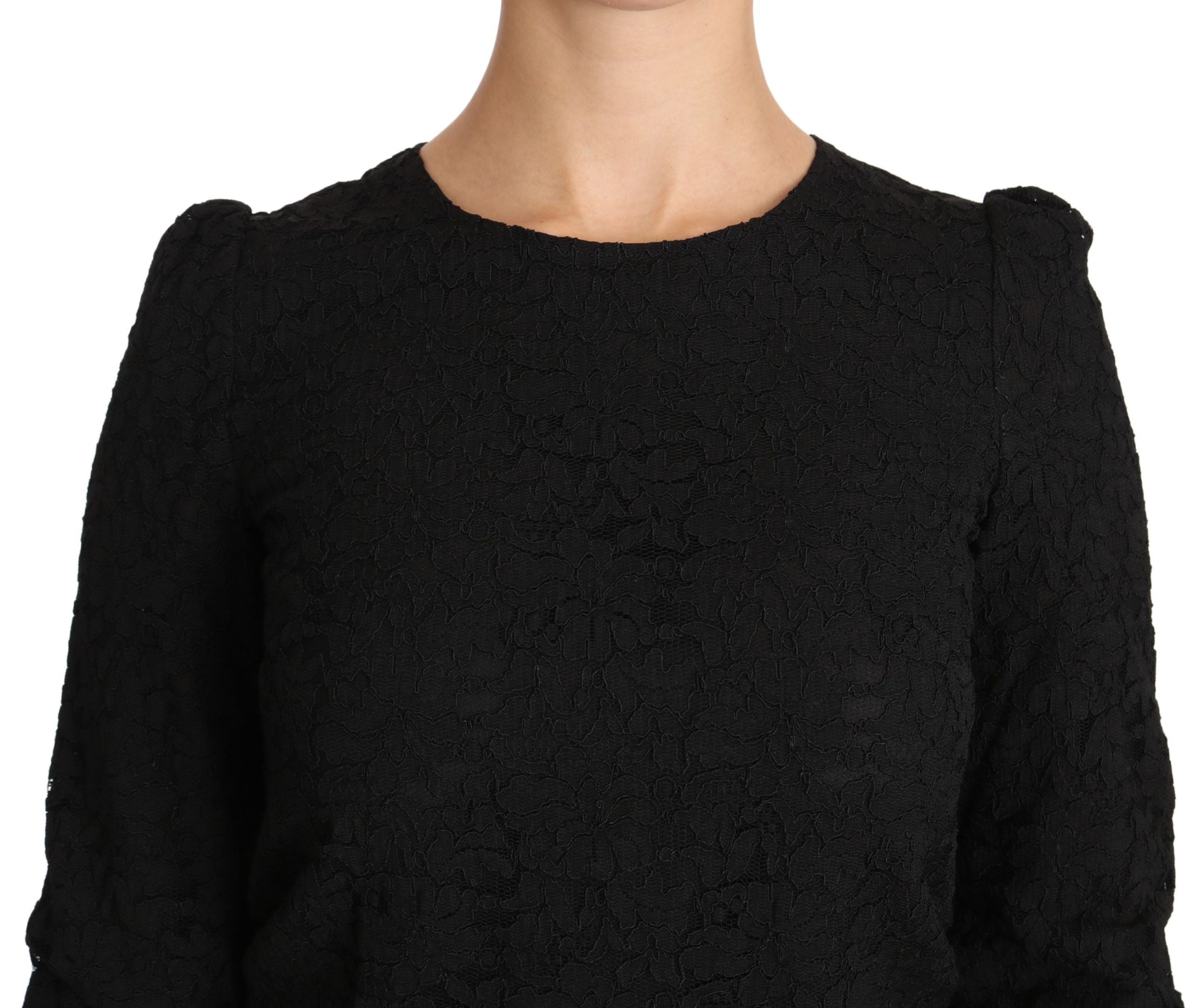 Zwarte blouse met bloemenkant en rits