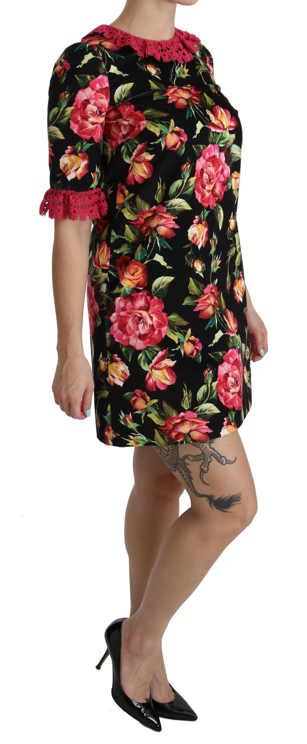 A-lijn mini-jurk met bloemenroze kant