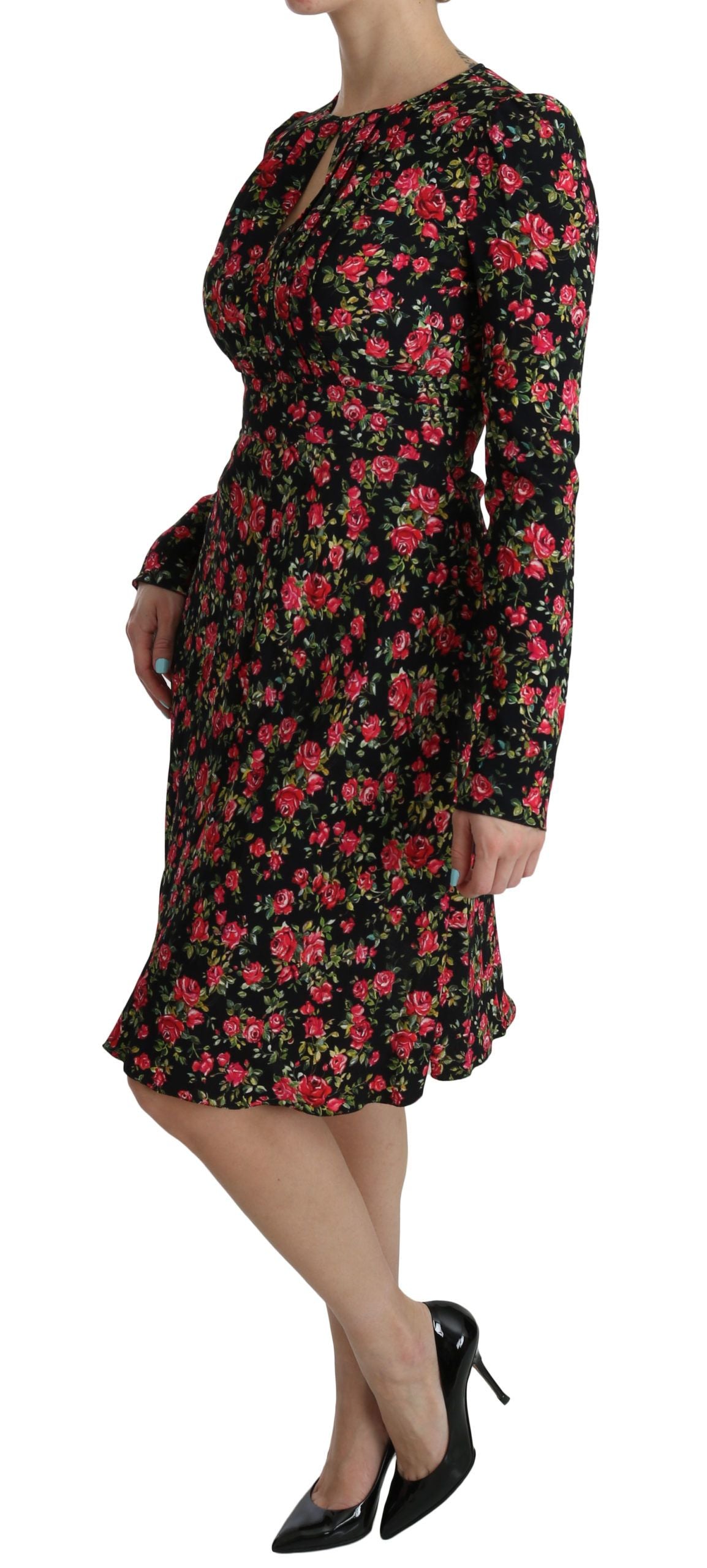 Zwarte bloemenjurk met lange mouwen tot op de knie