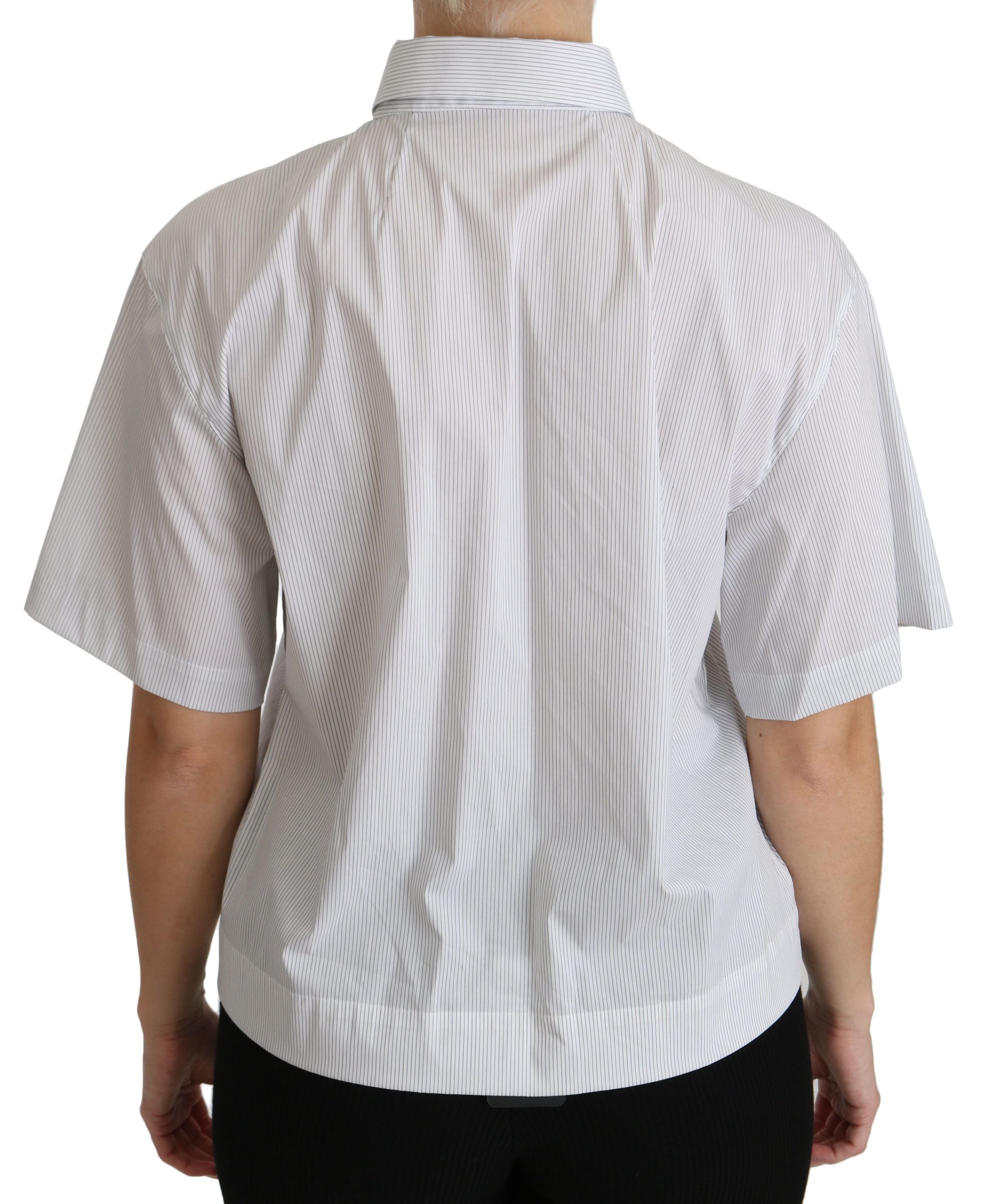 Wit poloshirt met korte mouwen en kraag