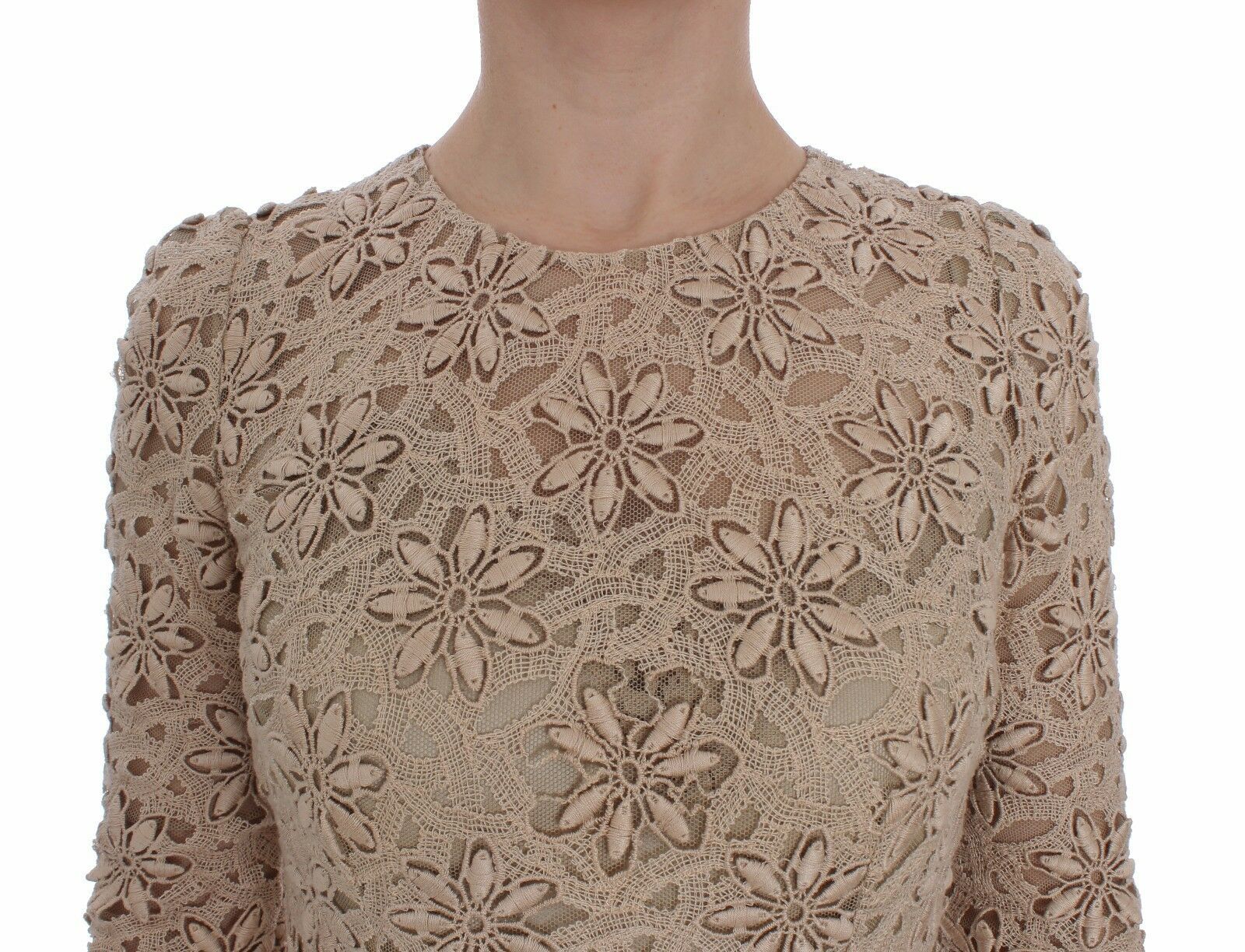 Beige maxi-jurk met bloemenkant