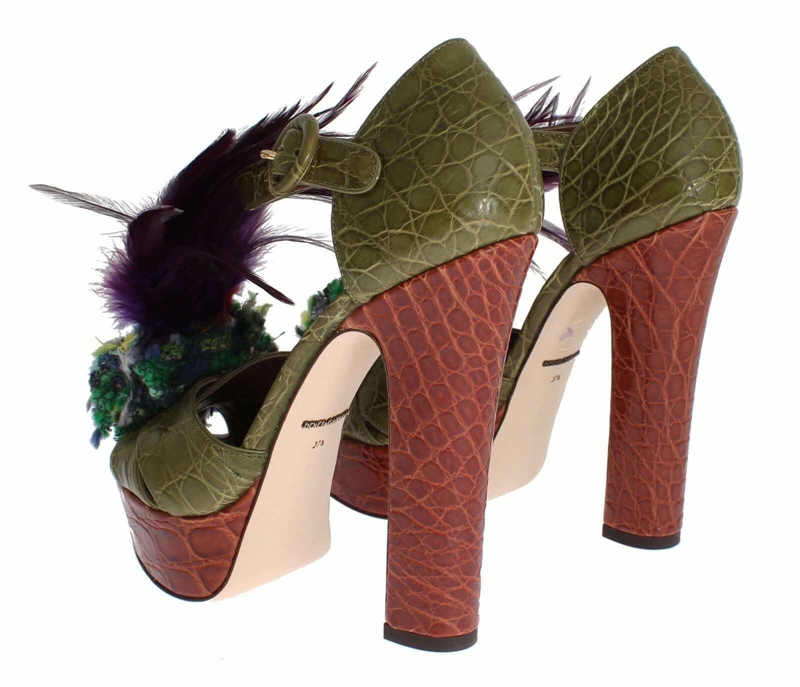 Groene leren sandalen met kristalplatform