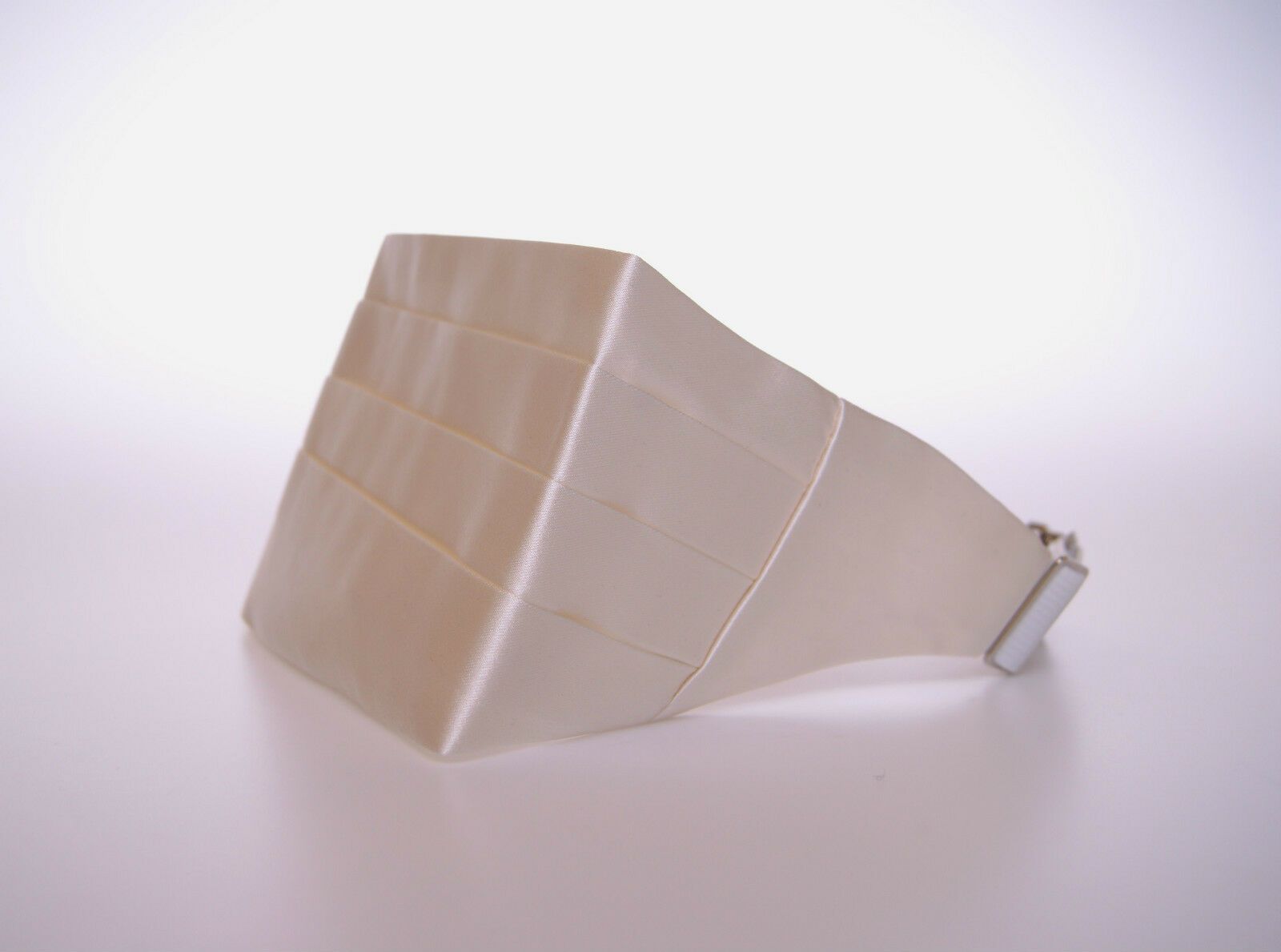 Witte taille smoking riem cummerbund