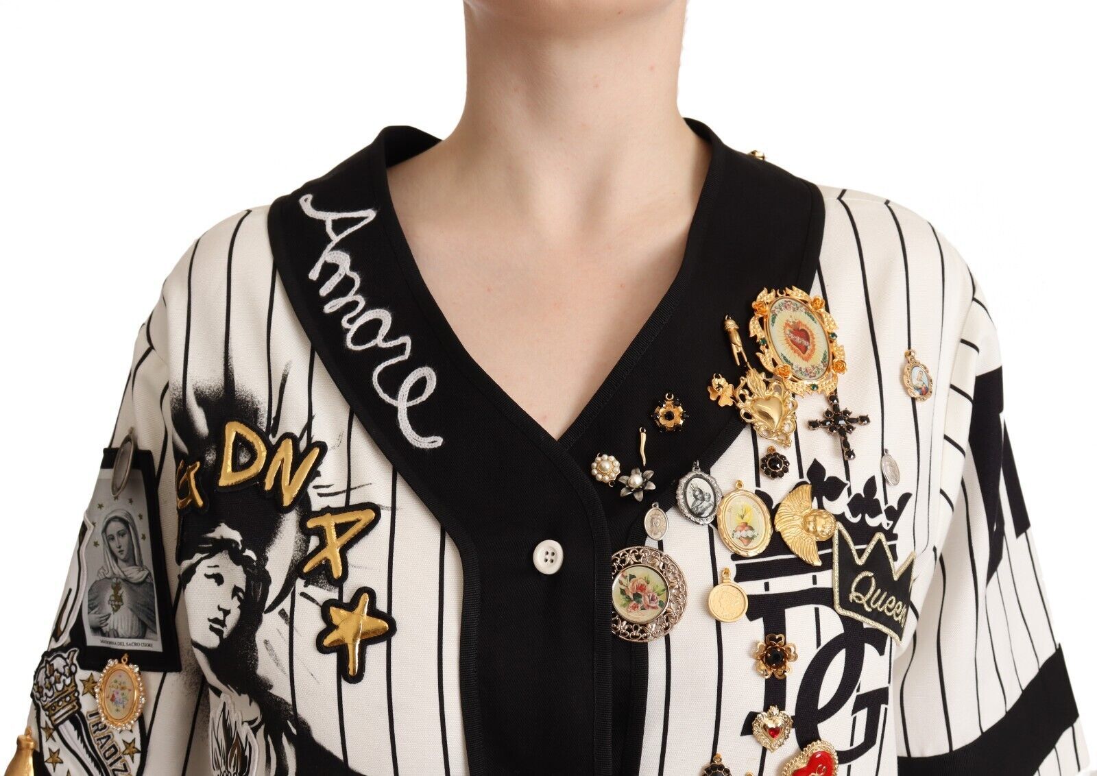 Wit katoenen Amore-shirt met kristallen bedeltjes