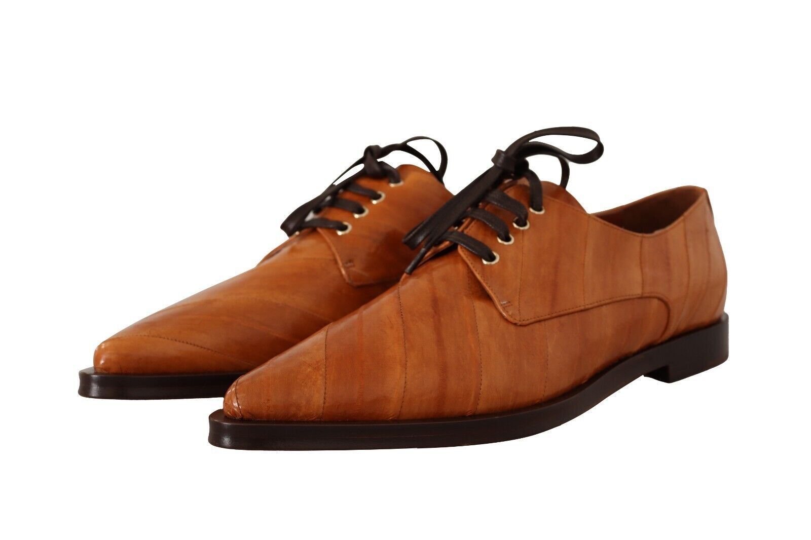 Bruine leren veterschoenen met palingmotief