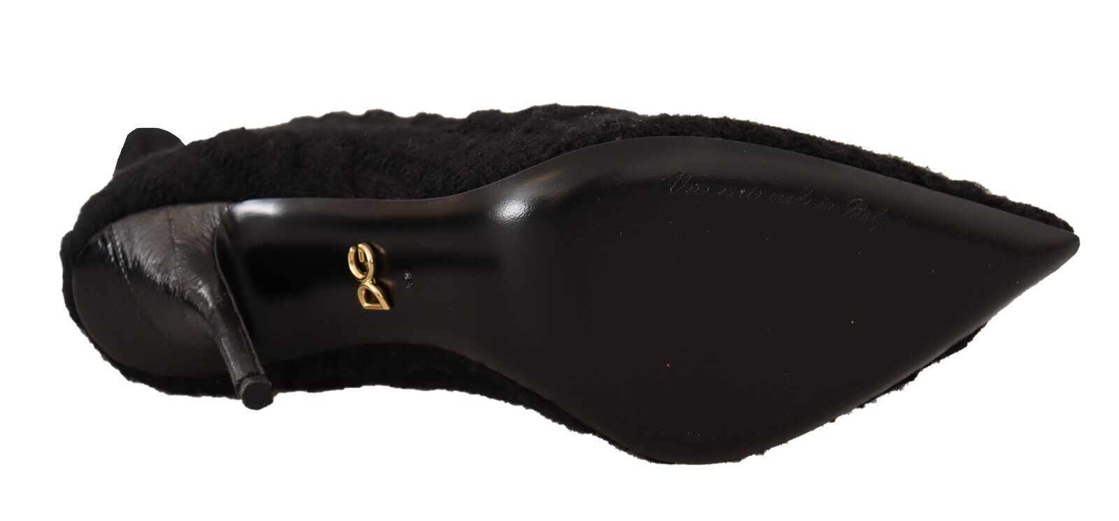 Zwarte stretchsokken, kniehoge laarsjes, schoenen