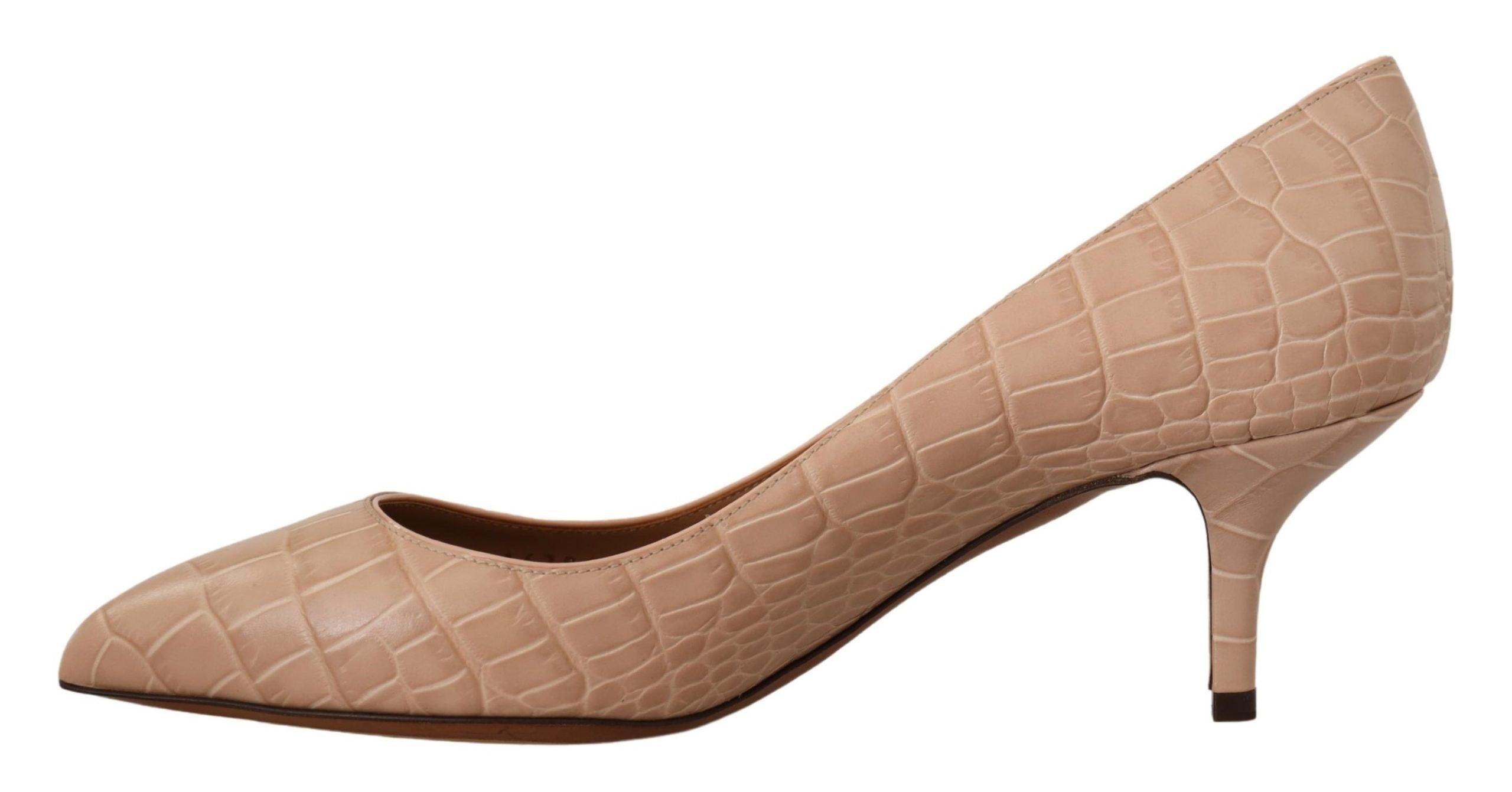 Beige leren pumps met puntige hak
