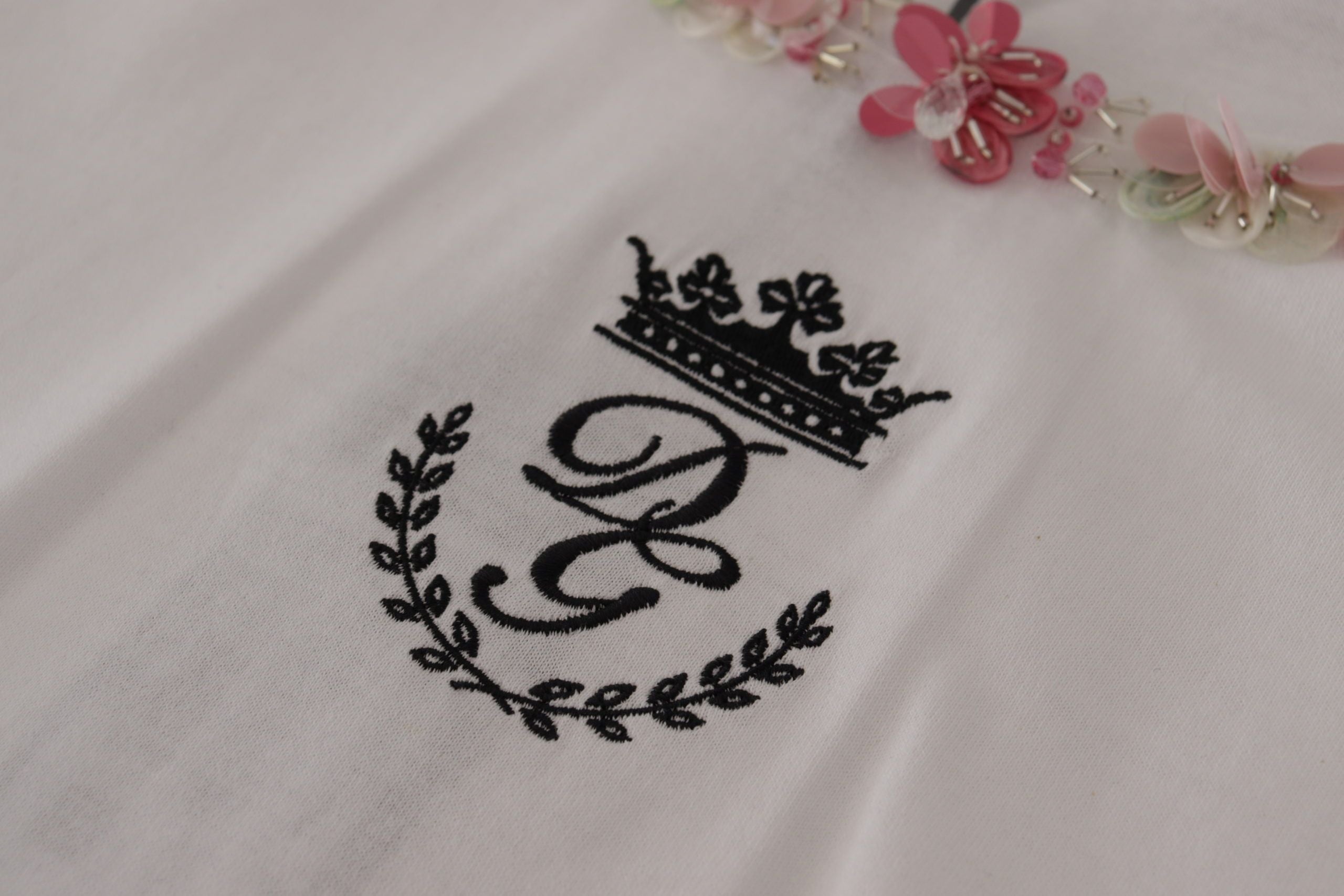 Wit DG Crown Floral Sequin T-shirt