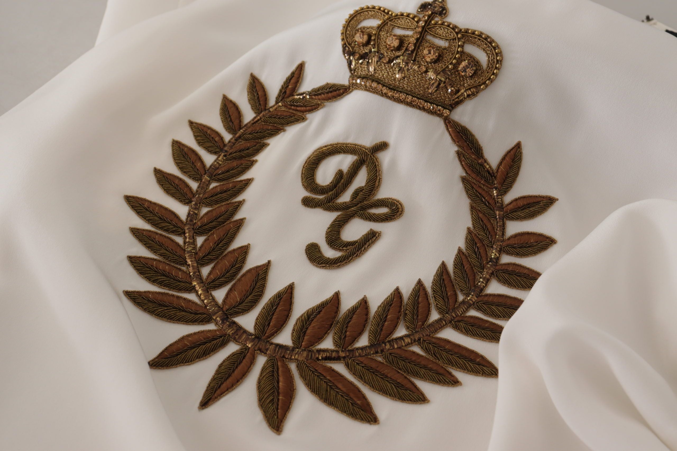 Witte zijden goudkleurige DG Crown Crystal blouse top