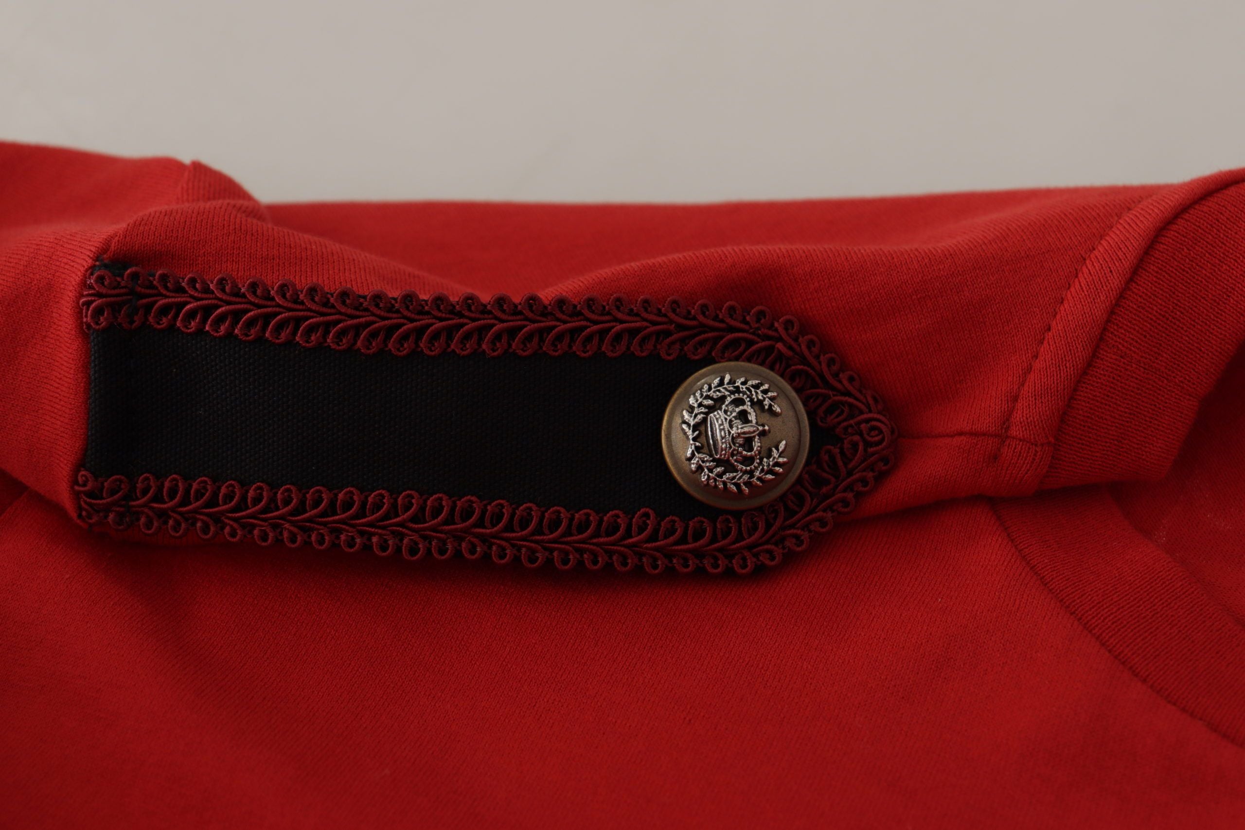 Rood Amor Vincit Omnia T-shirt met ronde hals
