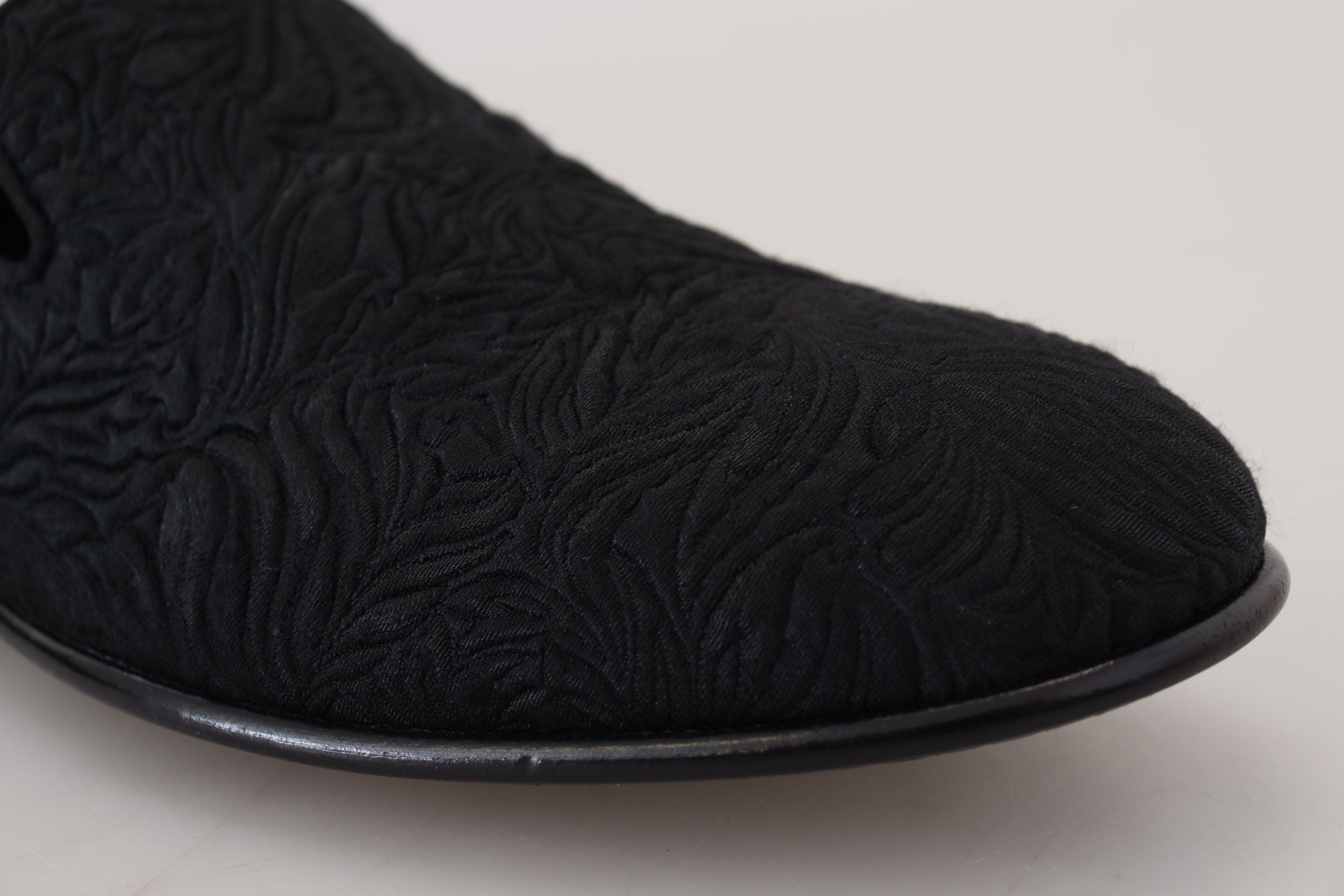 Zwarte jacquard pantoffels met bloemenmotief