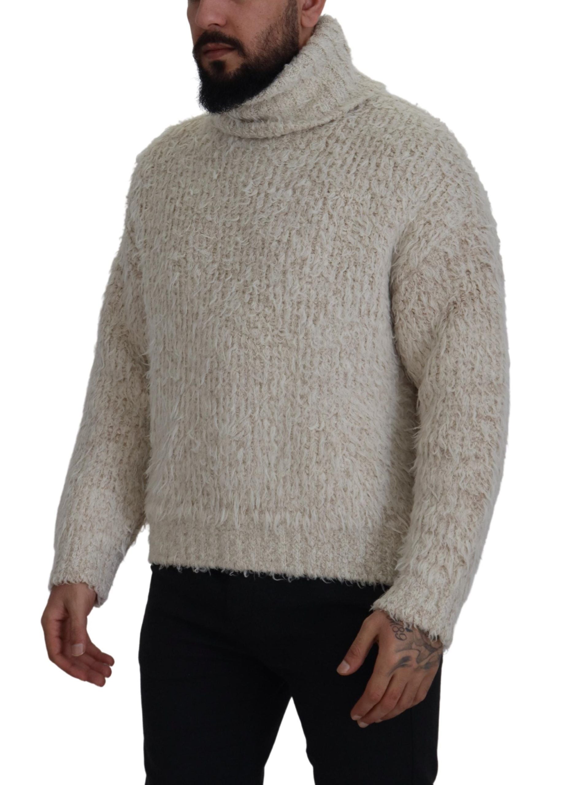 Crèmekleurige wollen coltrui