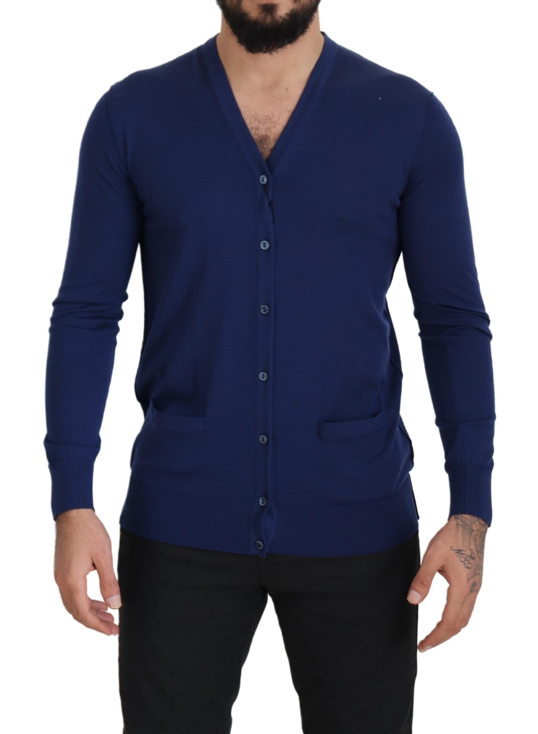 Blauwe wollen V-hals vest met knoopjes