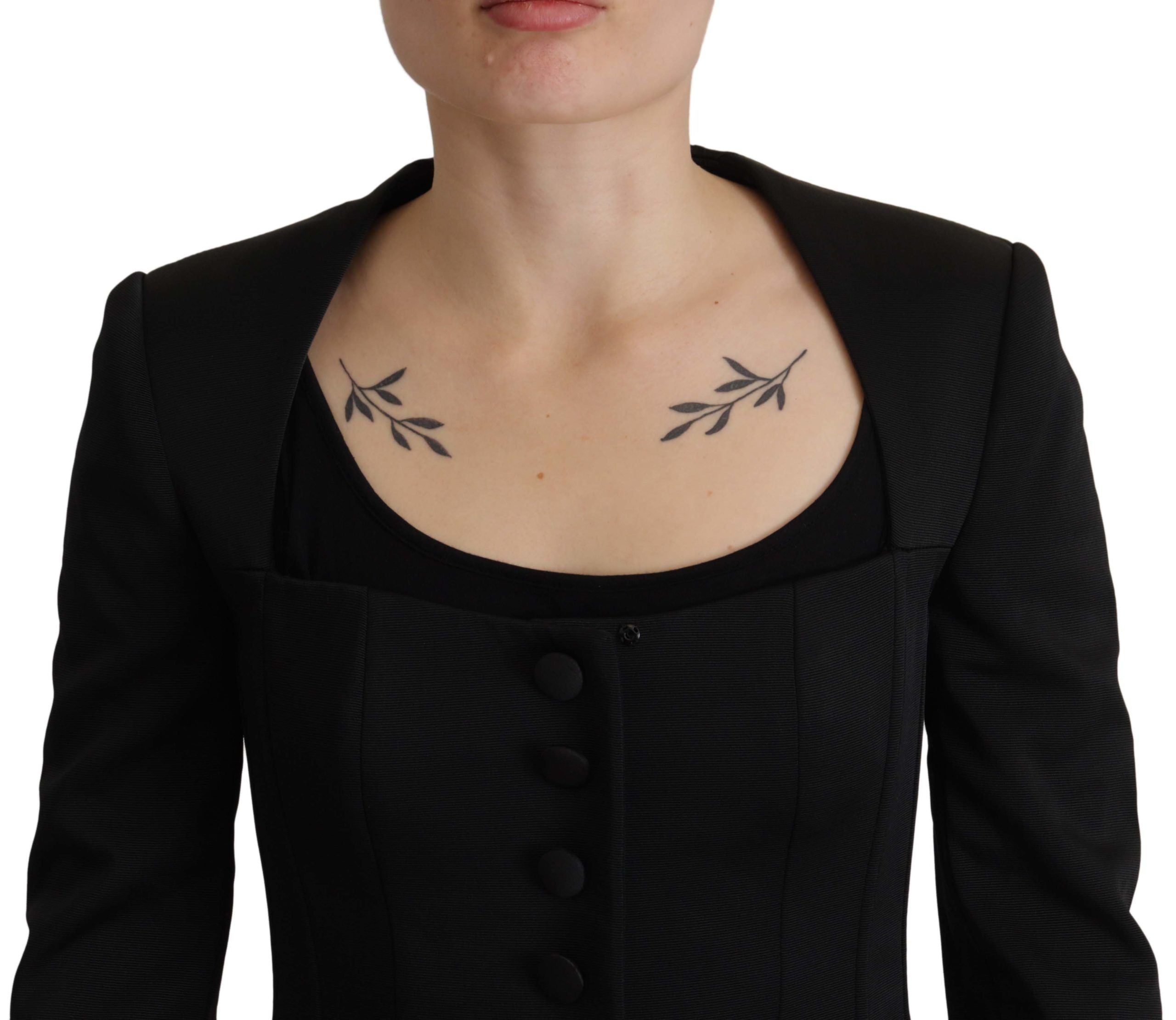 Zwarte slim fit lange mouwen drukknoopjas