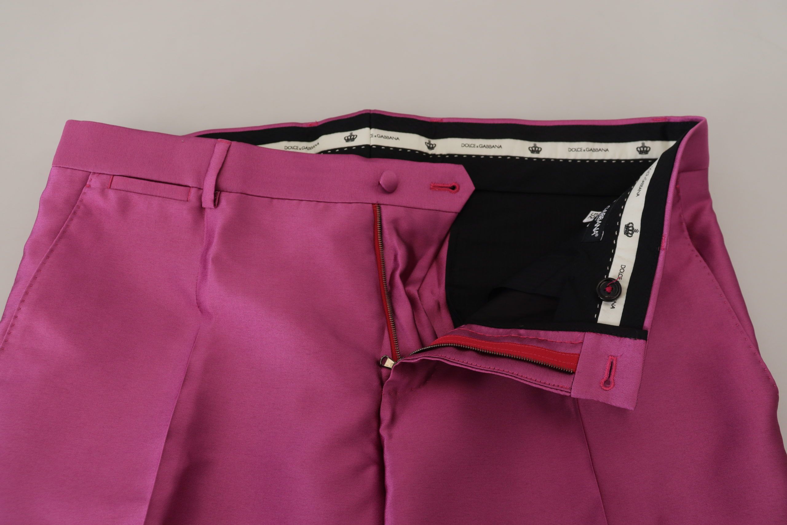 Roze zijden slanke broek, formele broek