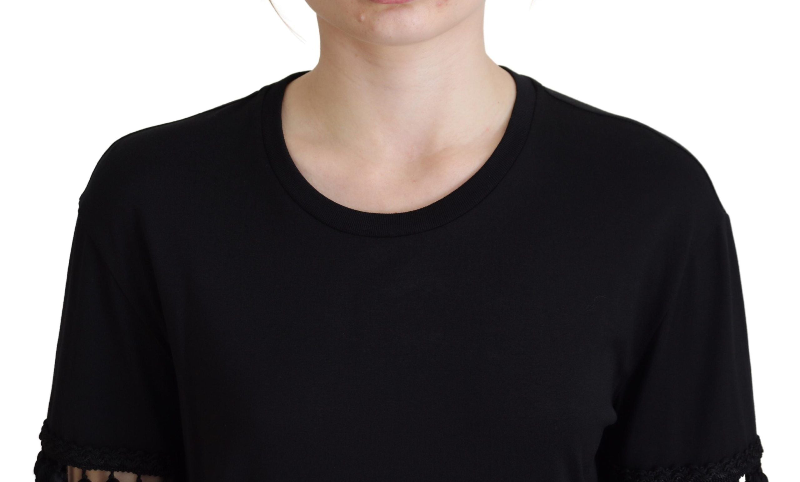 Zwarte T-shirtblouse met kwastjes van katoen