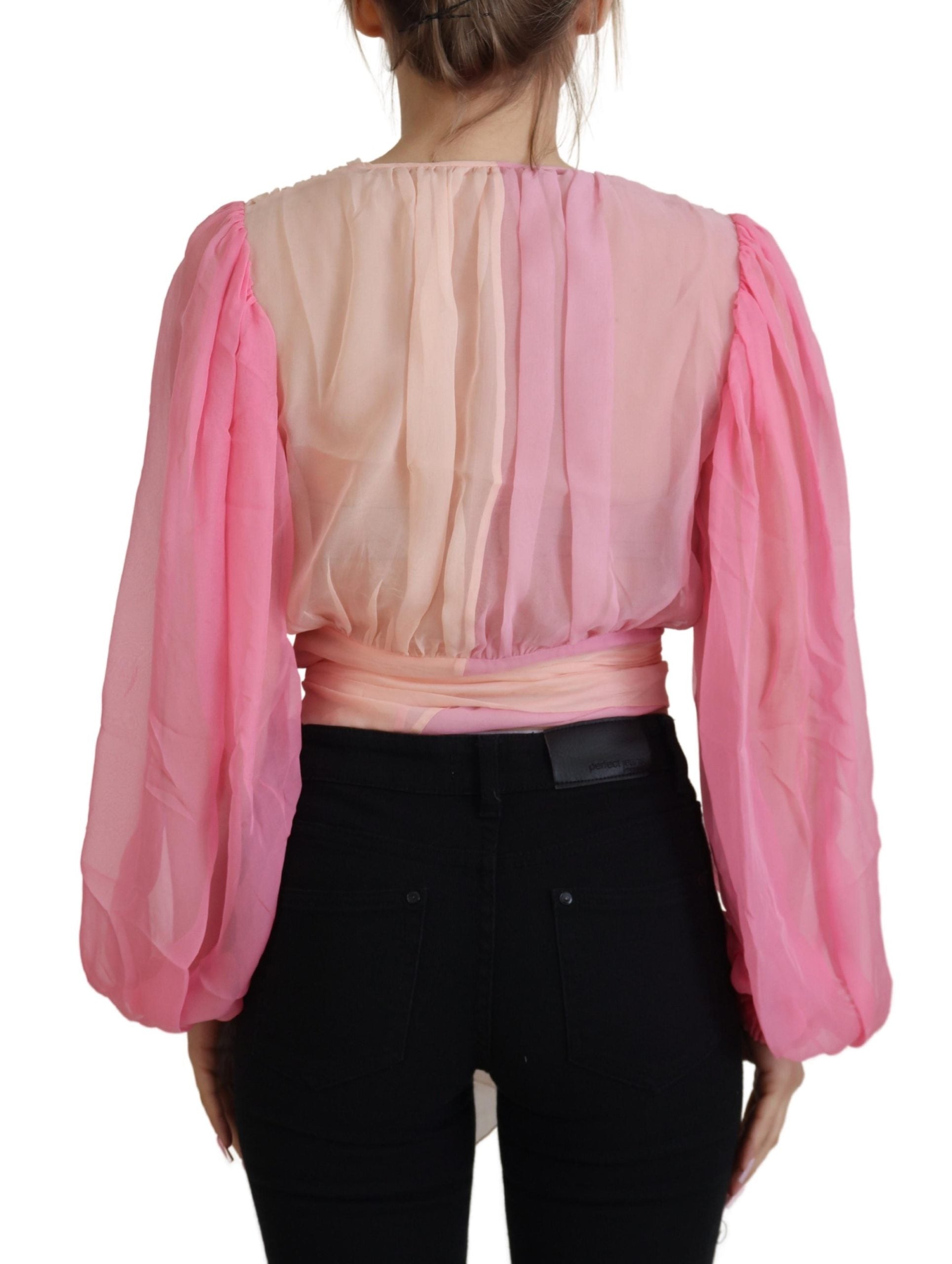 Roze zijden wikkelblouse met lange mouwen