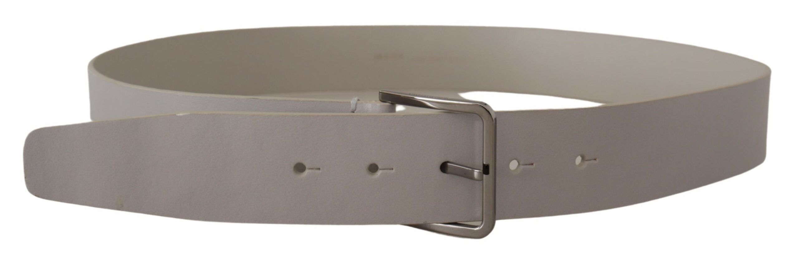Witte leren brede zilveren metalen gespriem