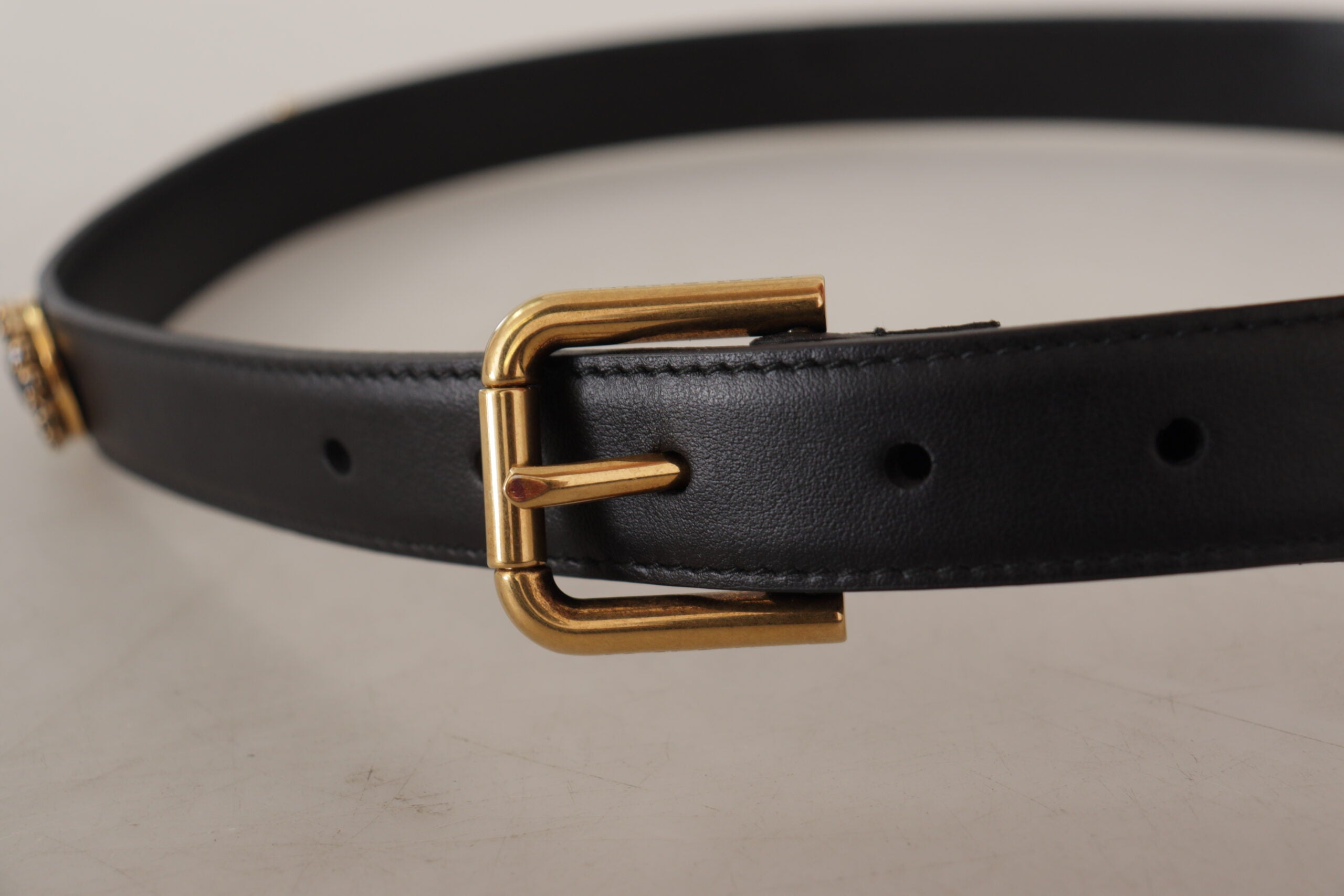Zwarte leren riem met kristallen logo