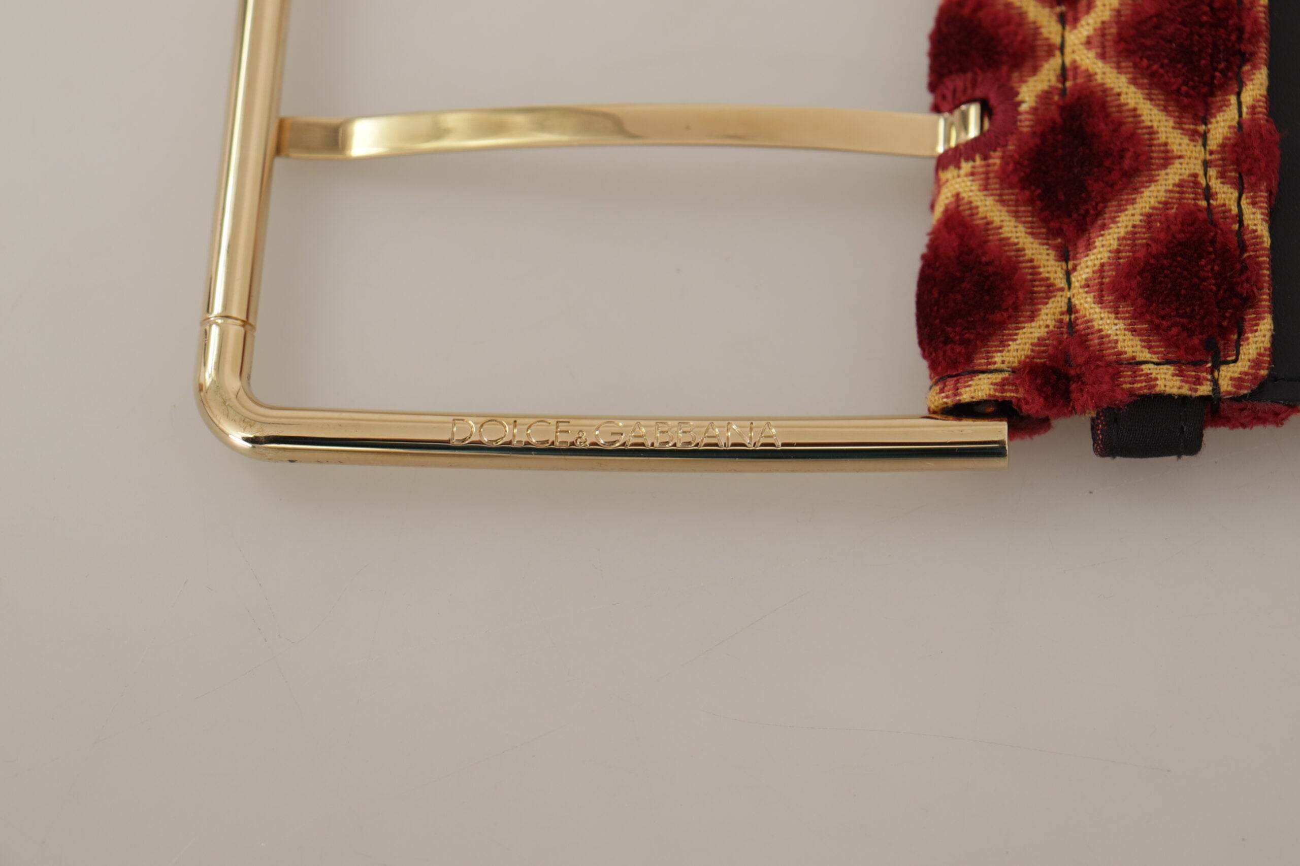 Veelkleurige brede leren riem met bloemenprint en gouden metalen gesp