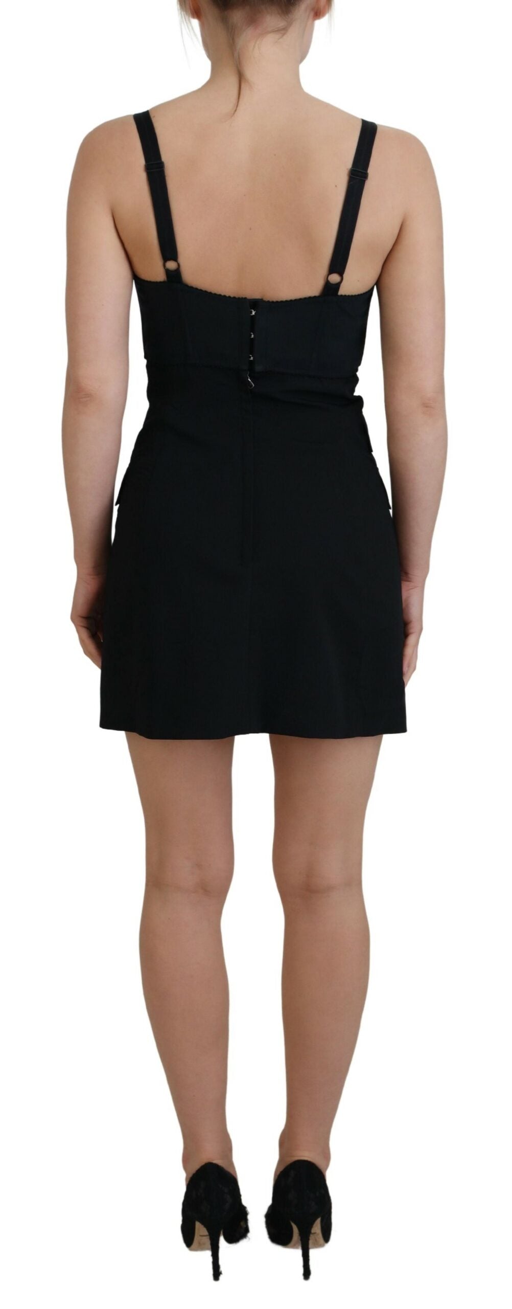 Zwarte, nauwsluitende, wollen stretch mini-jurk