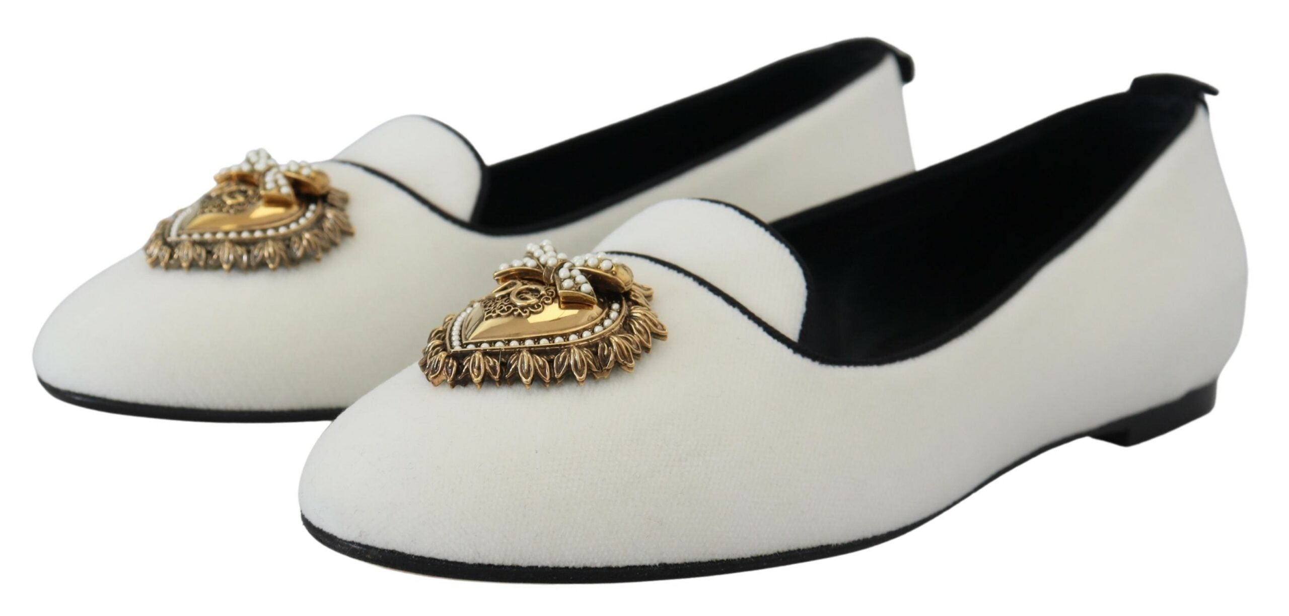 Witte fluwelen instappers, loafers en platte schoenen