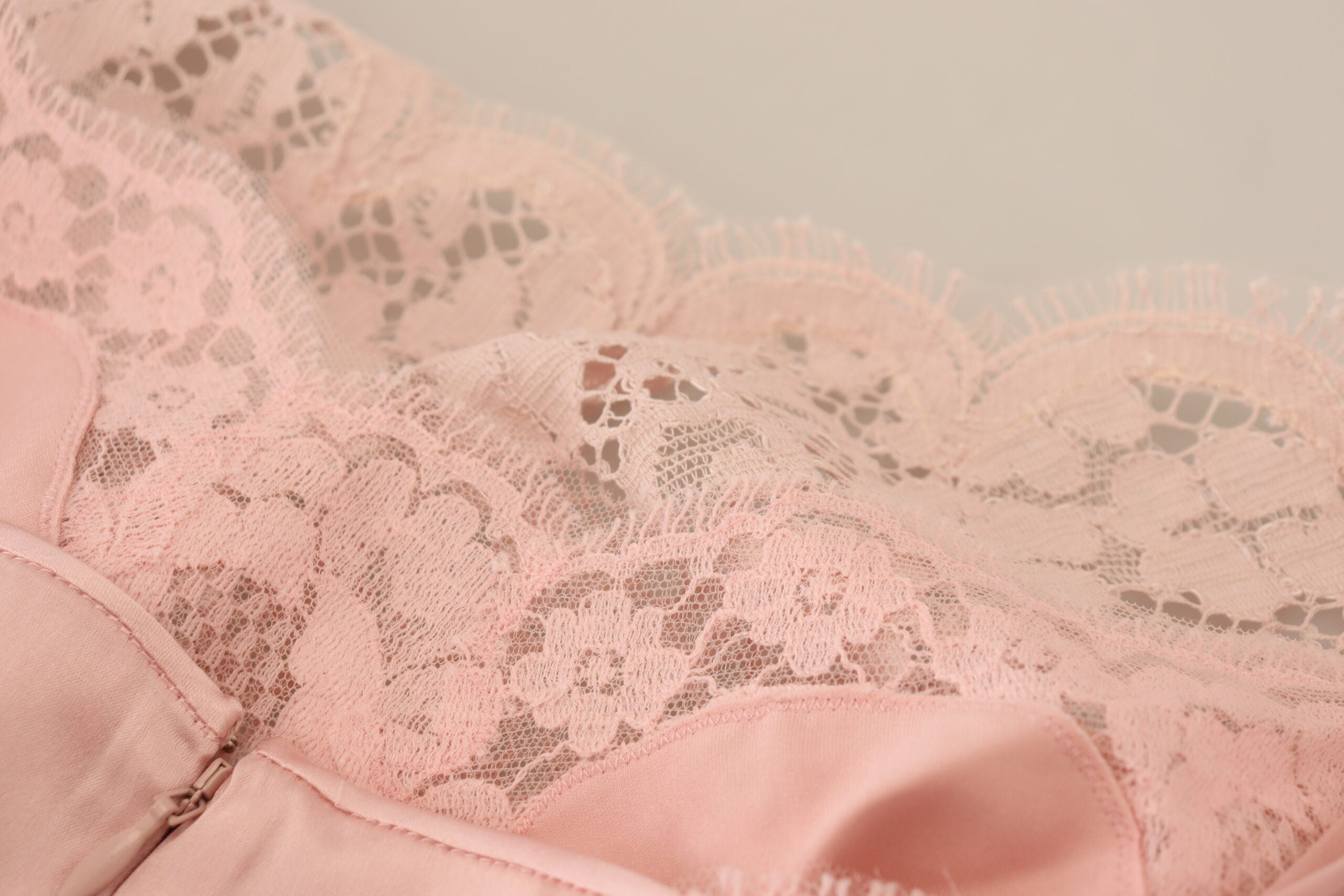 Roze bloemenkant mouwloze tanktop