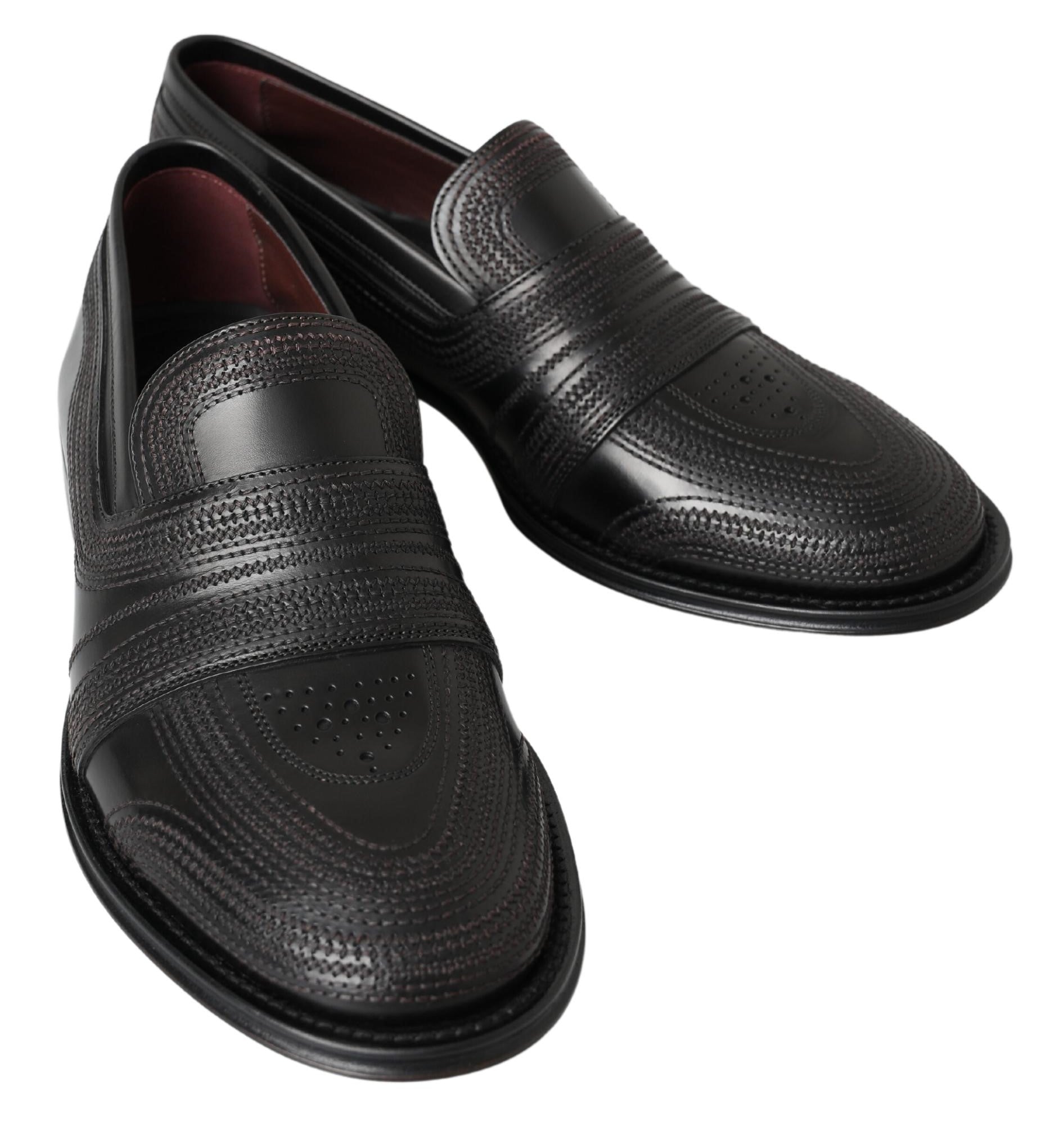 Zwarte leren pantoffels met stiksels