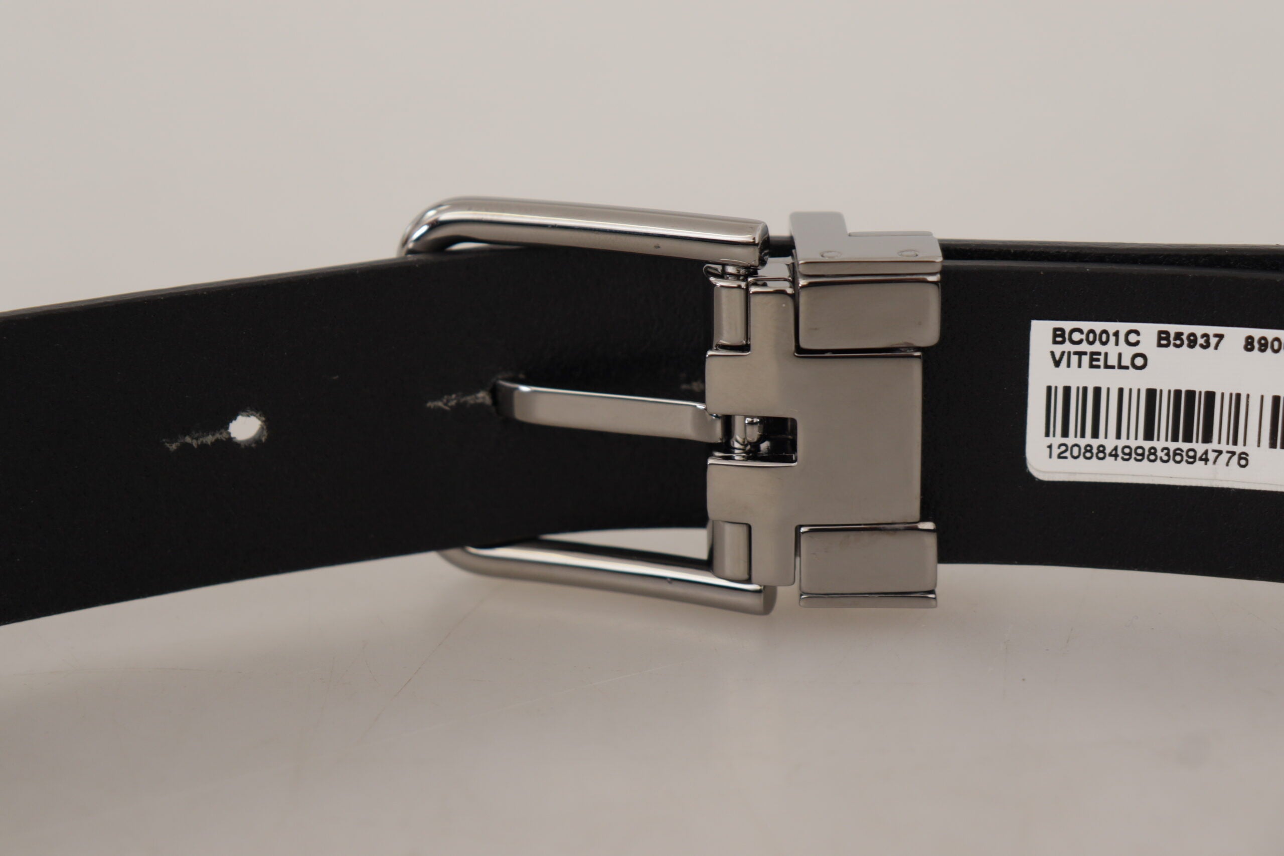 Zwarte casual kalfsleren riem met metalen gesp en logo