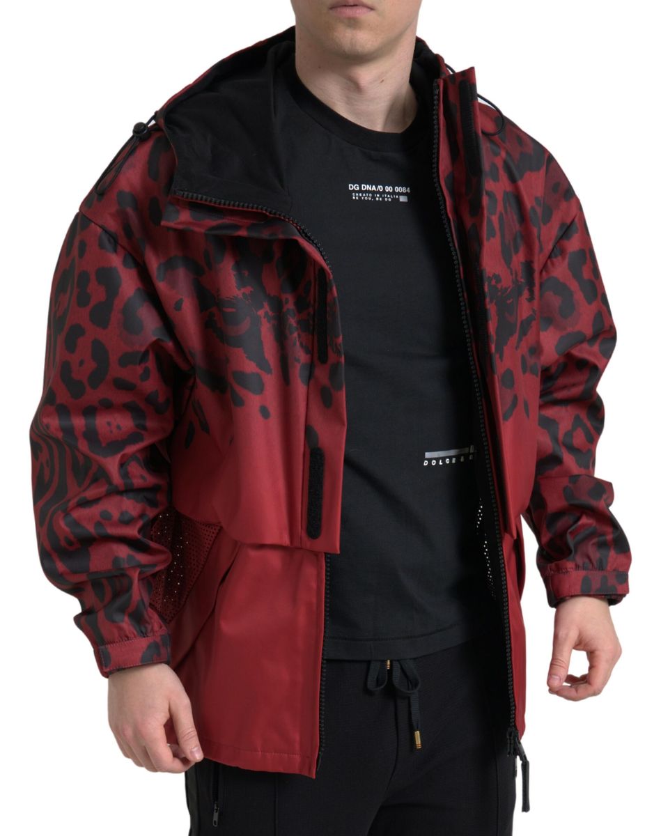 Rode luipaard regenjas met capuchon