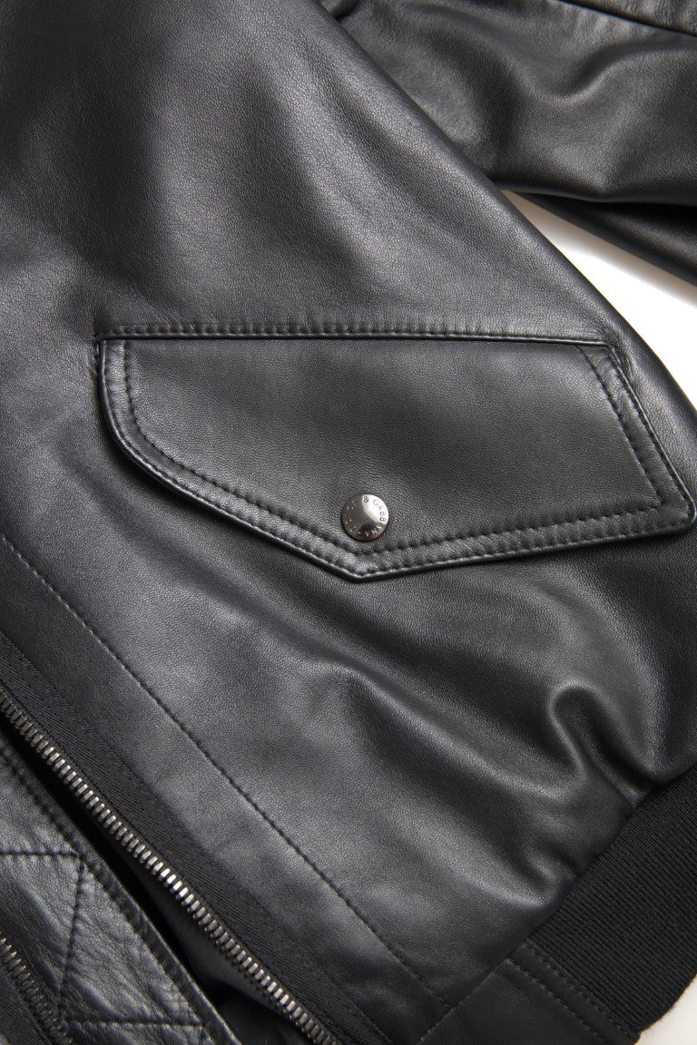 Zwarte leren blouson met volledige ritssluiting