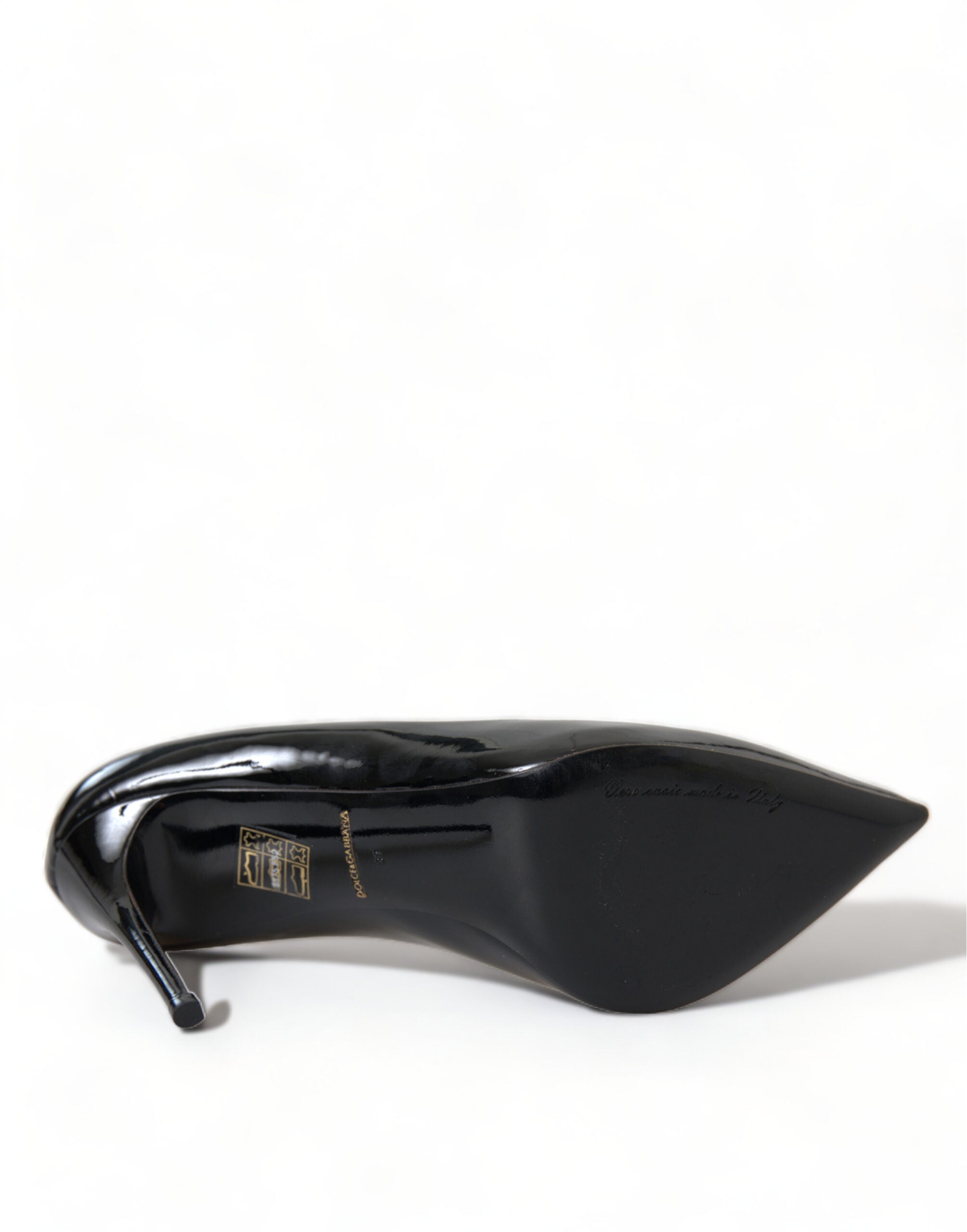 Zwarte lakleren pumps met hakken