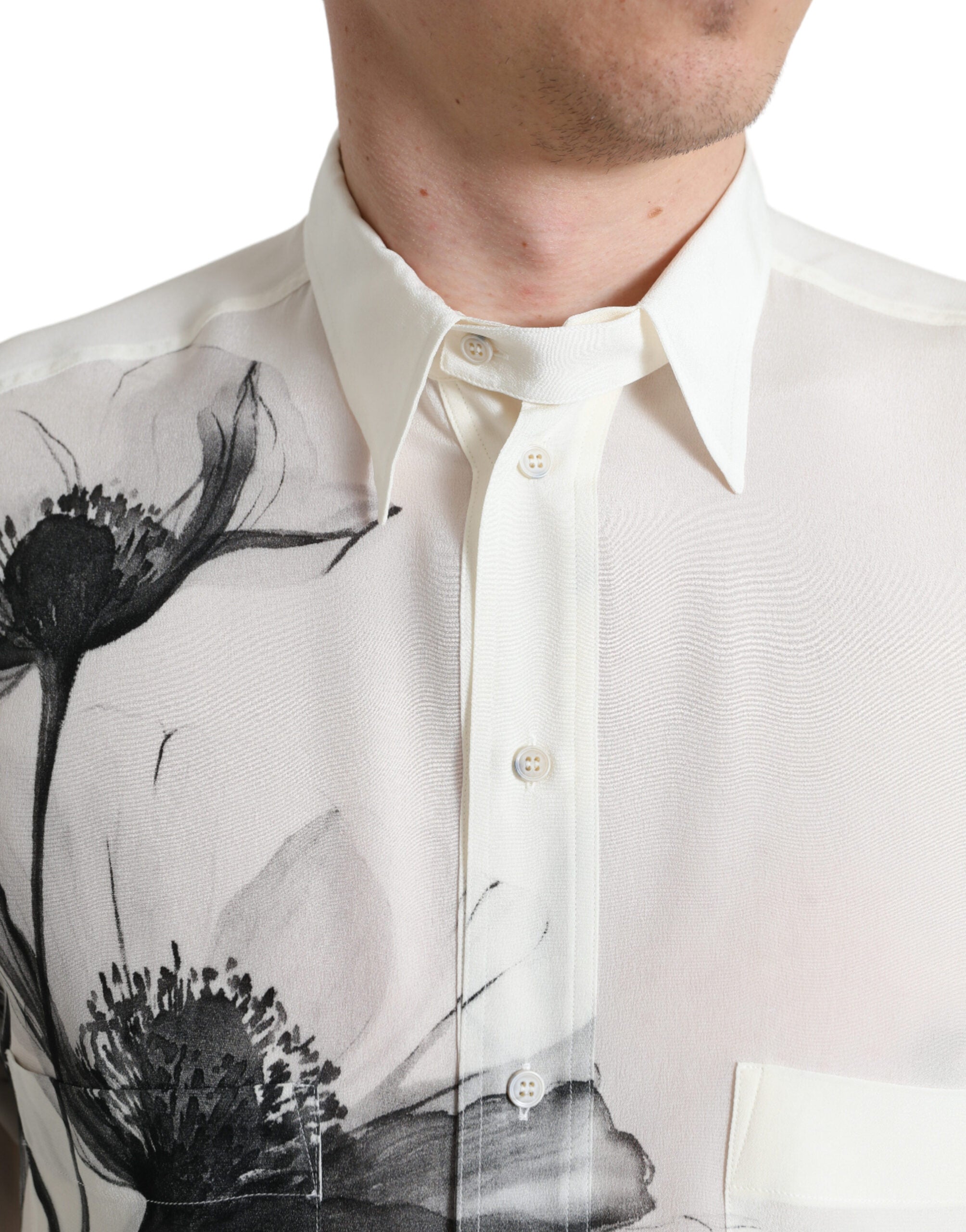Witte zijden blouse met bloemenprint en kraag