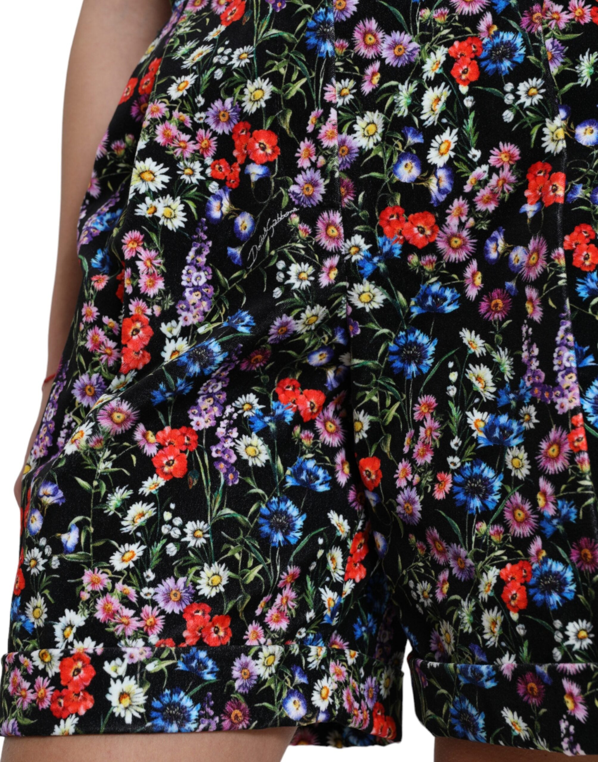Zwarte bloemen hoge taille hotpants shorts