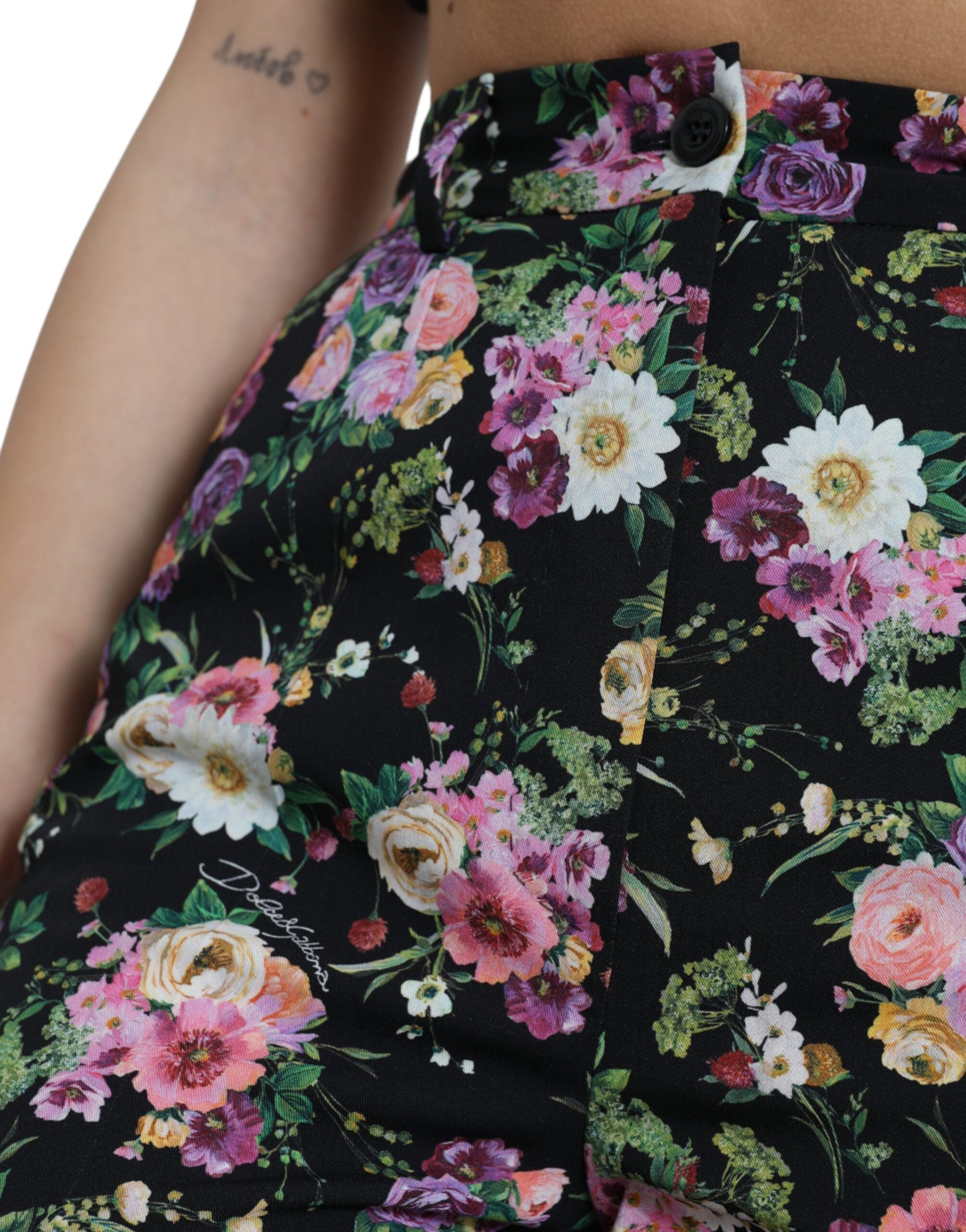 Zwarte wollen broek met hoge taille en wijde pijpen