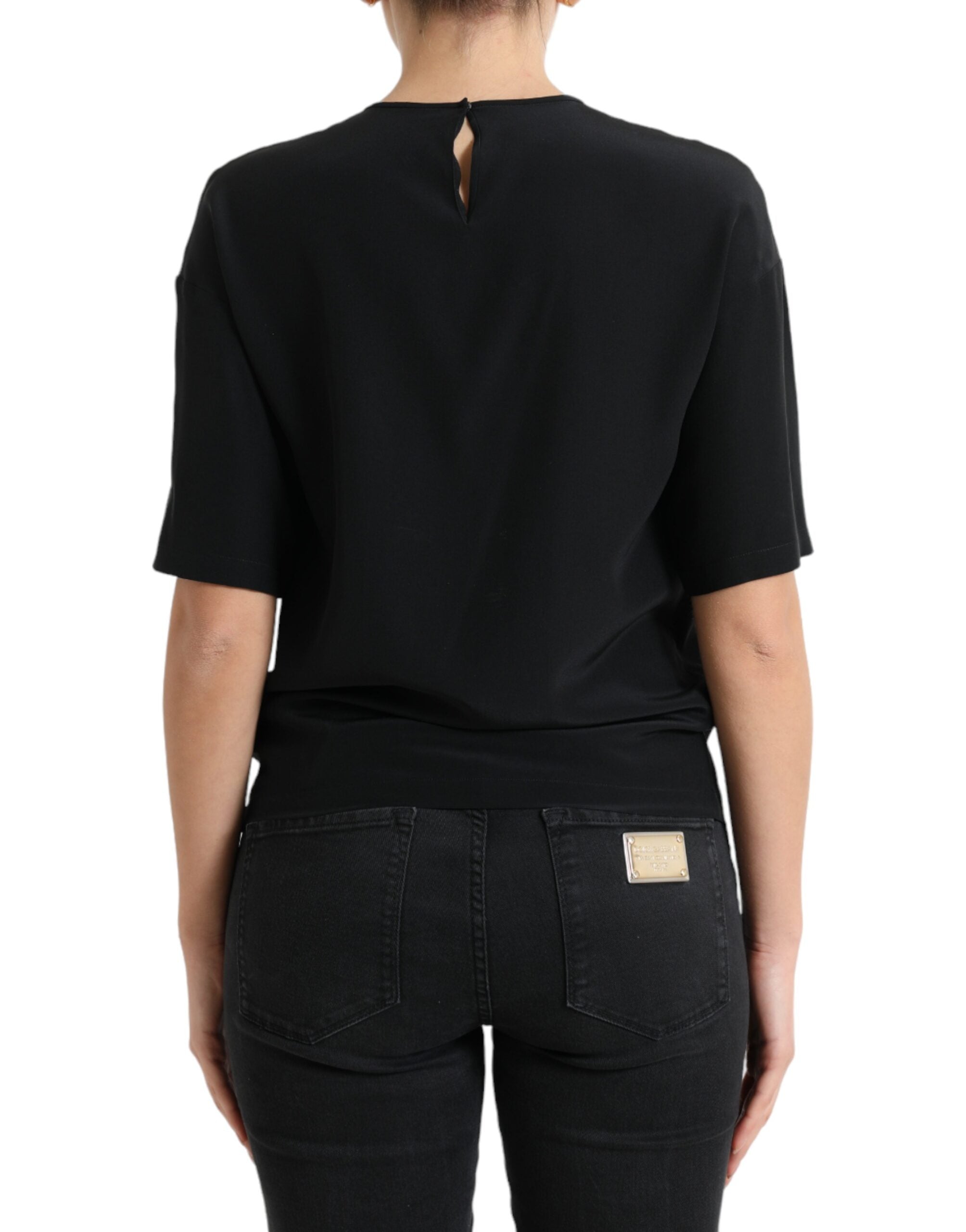 Zwarte zijden blouse met ronde hals en korte mouwen