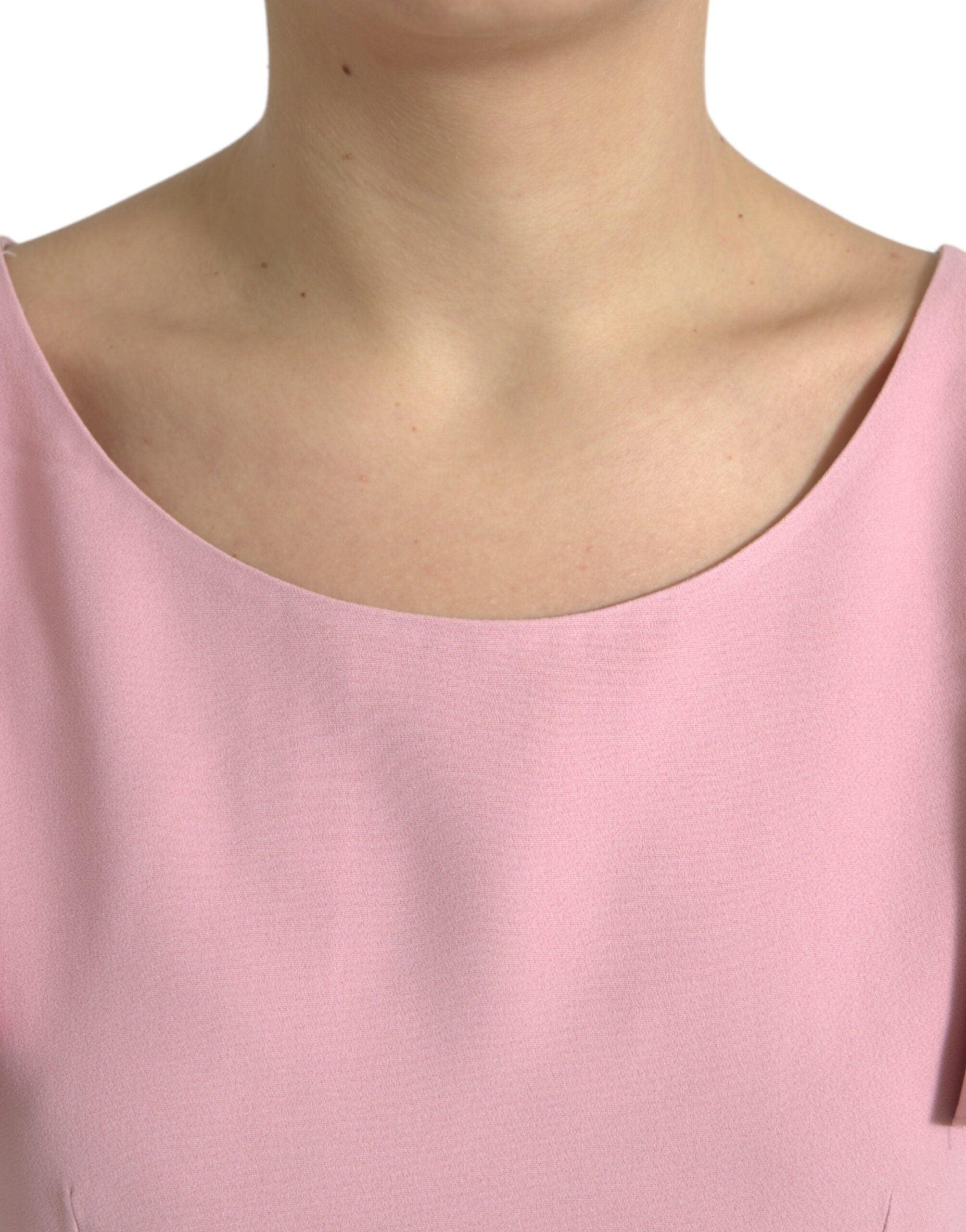 Roze blouse met korte mouwen en ronde hals