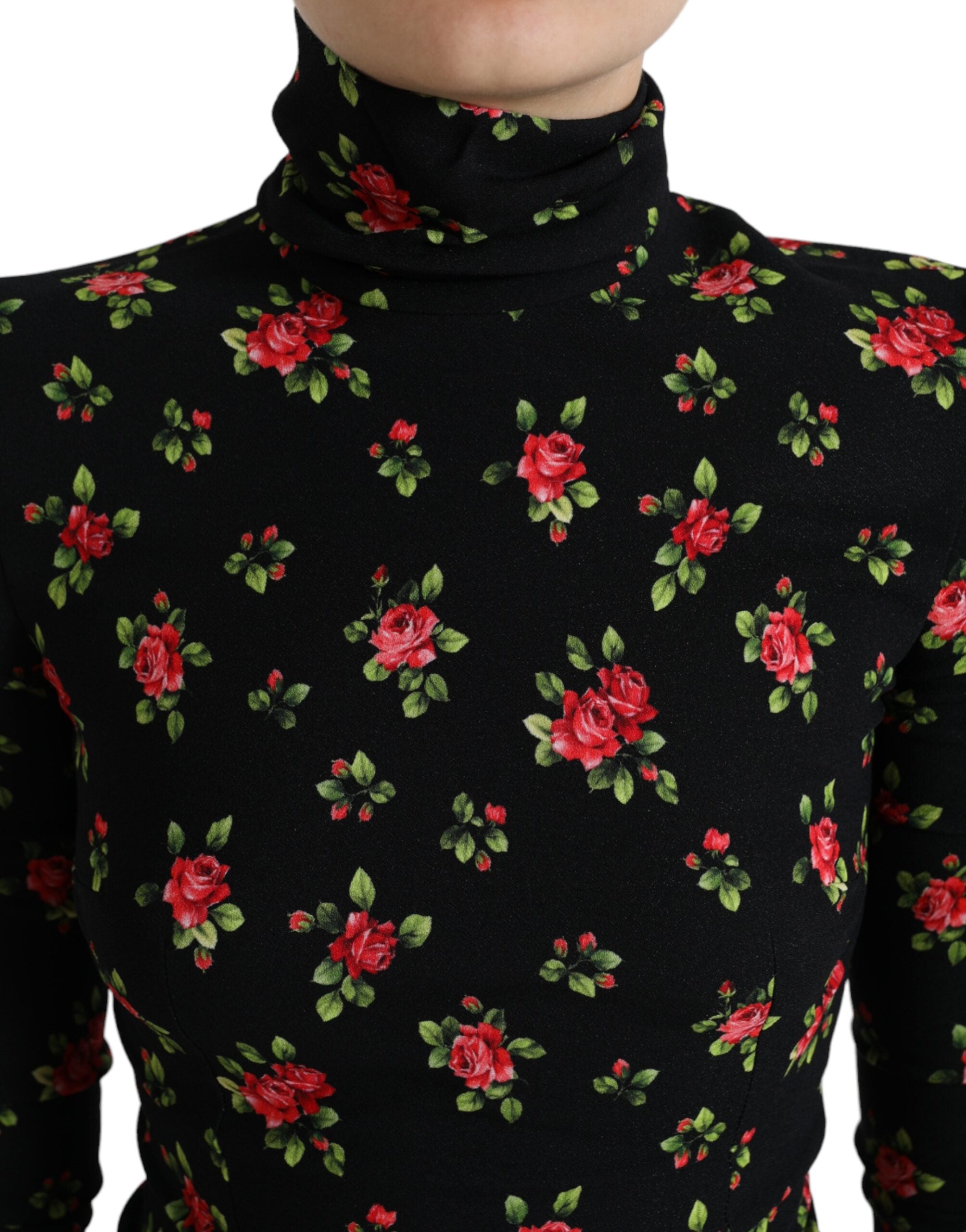 Zwarte blouse met col en rozenprint