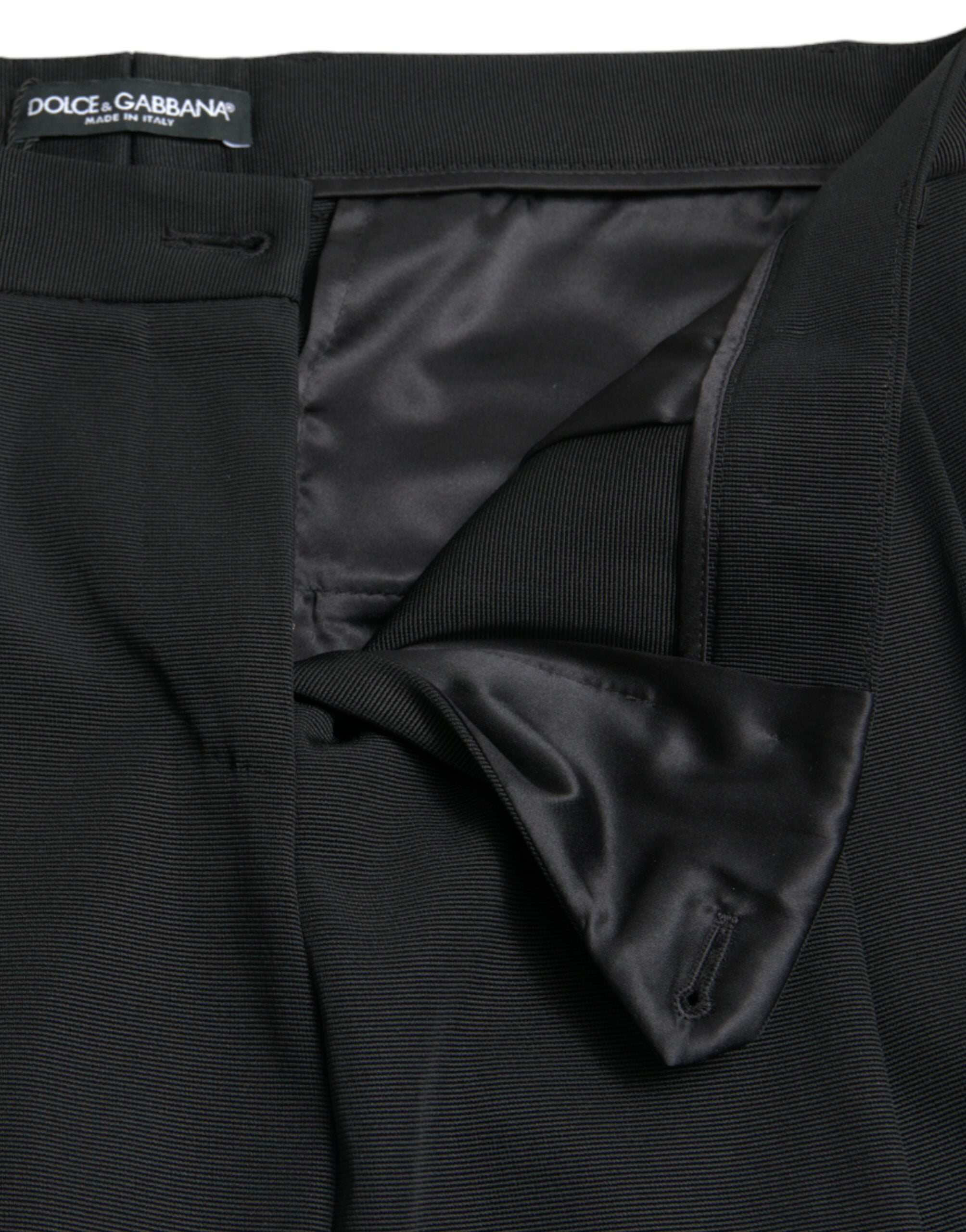 Zwarte wollen cropped, taps toelopende broek met hoge taille