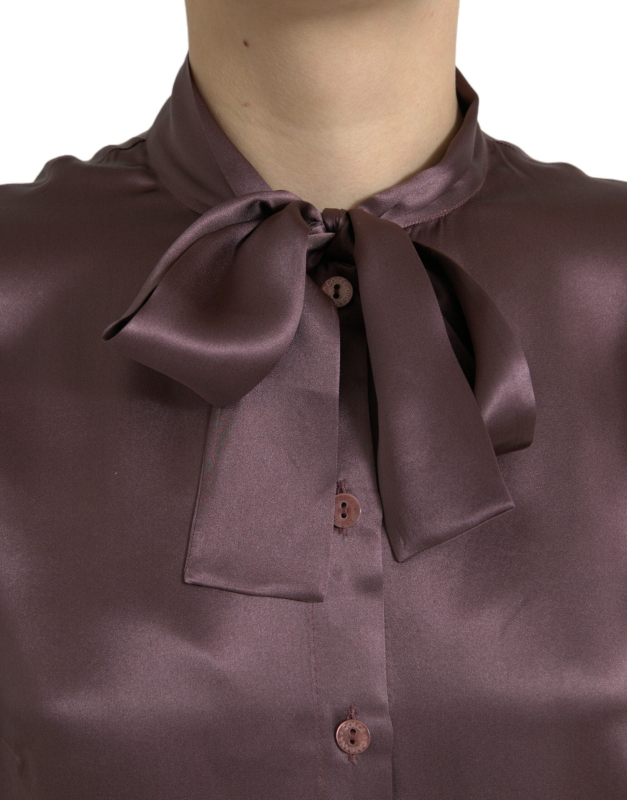 Bruine zijden Ascot kraag blouse met lange mouwen