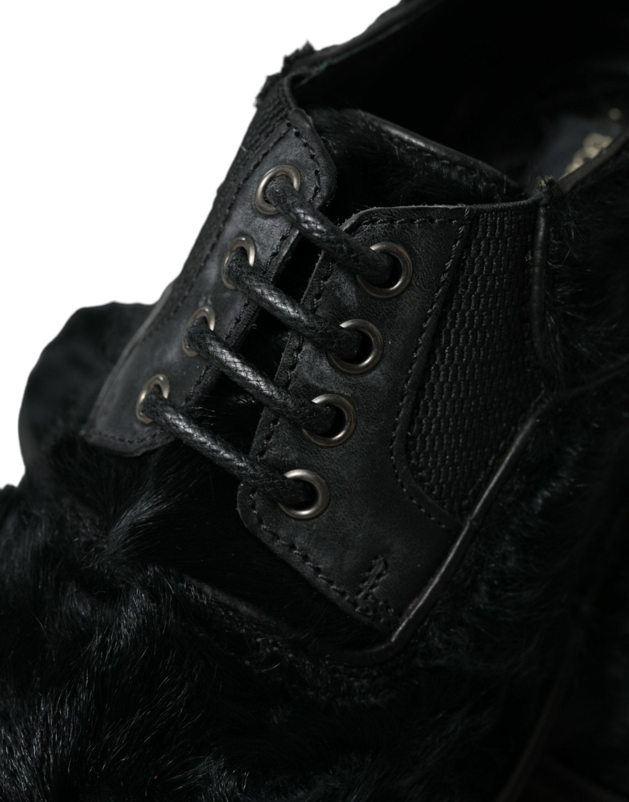 Zwarte veterschoenen van bontleer met derby-motief