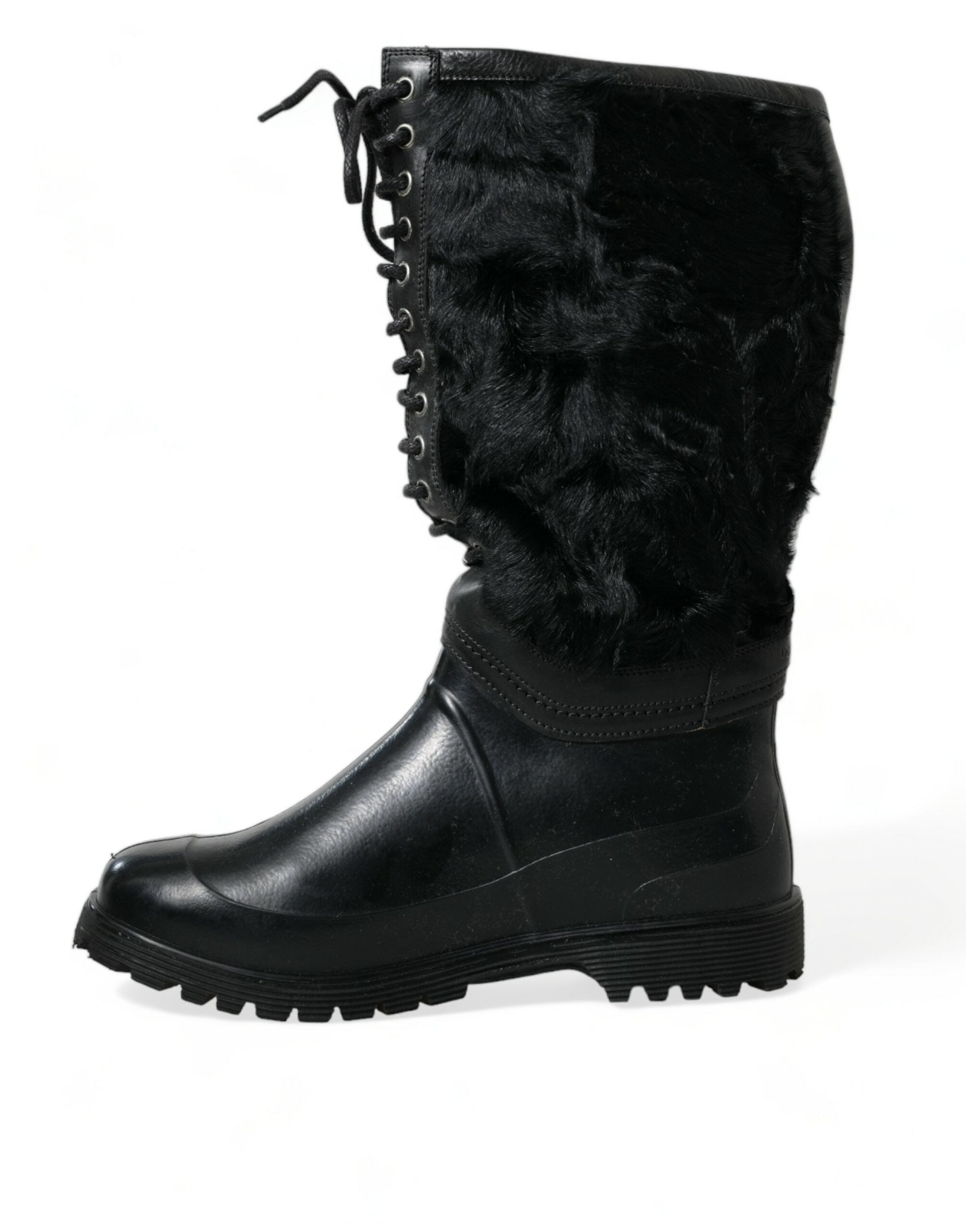 Zwarte rubberen veterschoenen met schapenvacht