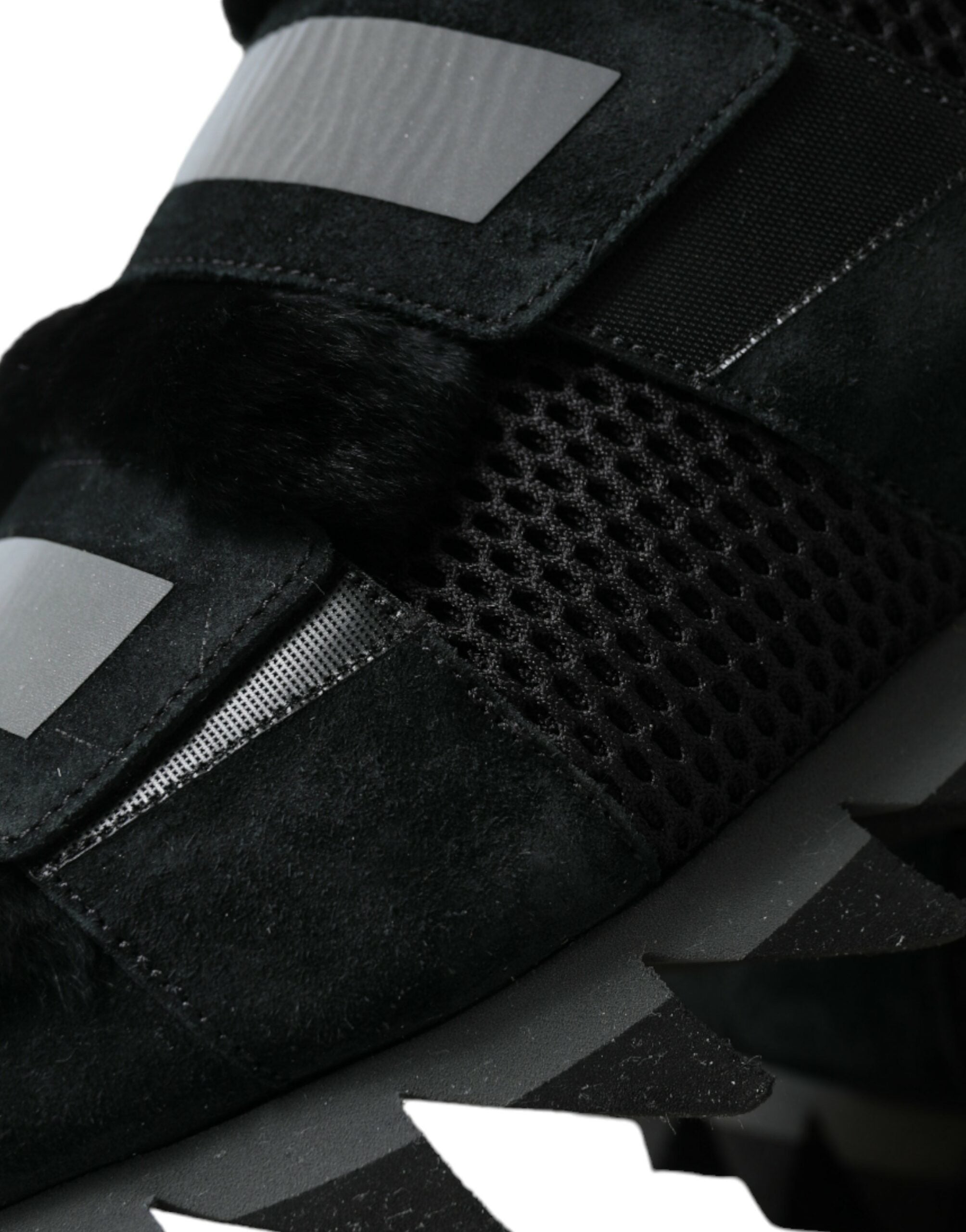 Zwarte suède sneakers met bontversiering