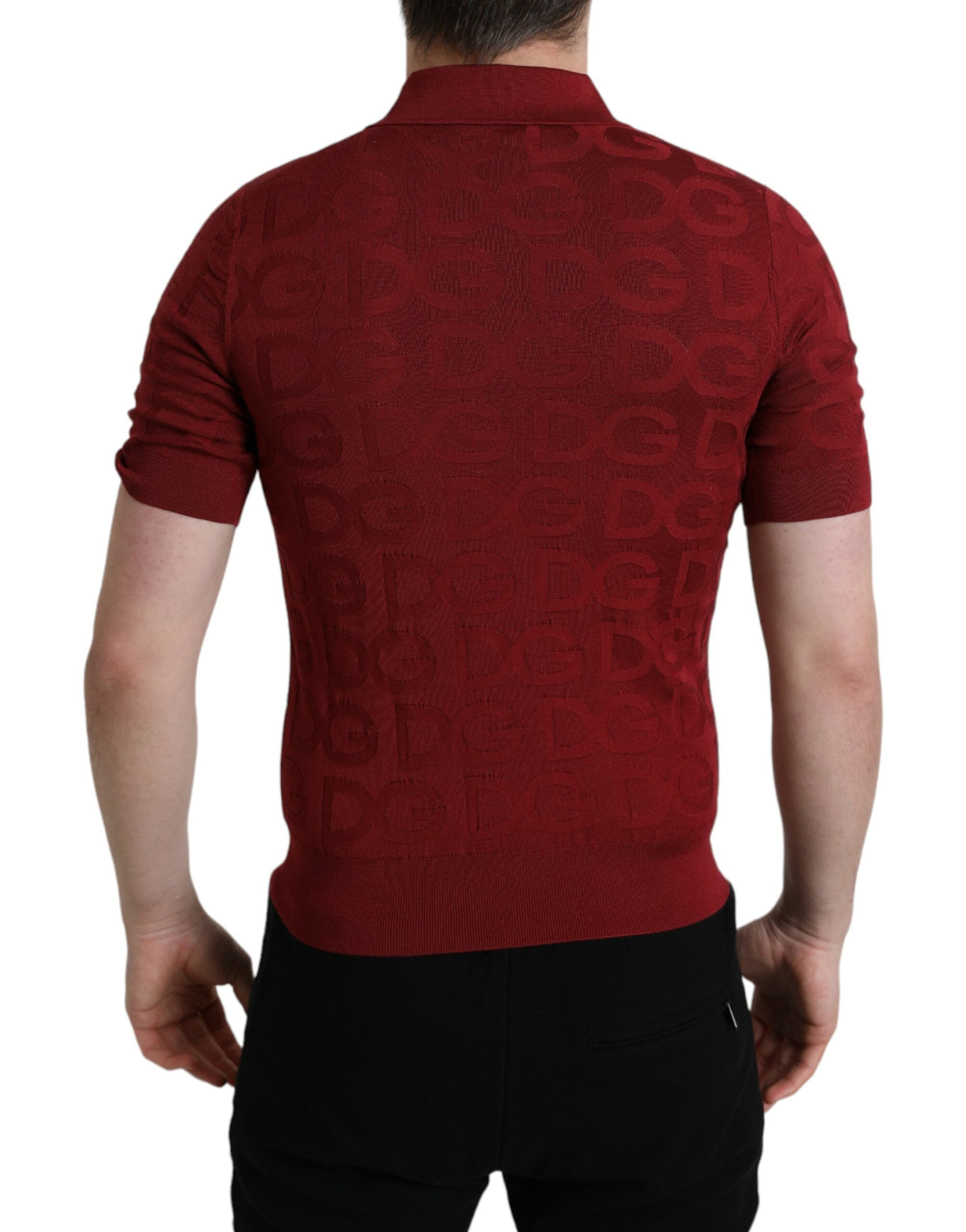 Kastanjebruine zijden T-shirt met korte mouwen en kraag