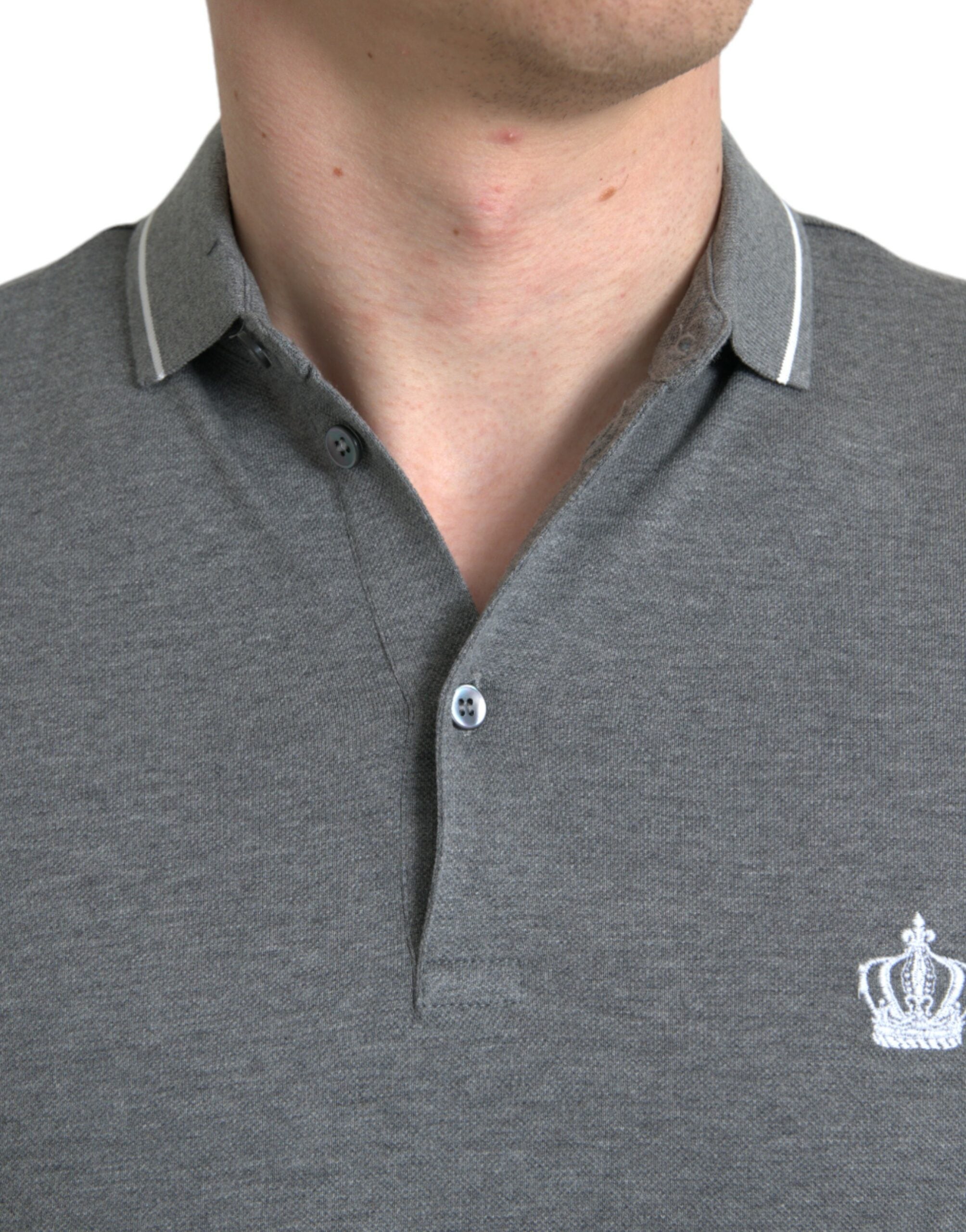Grijs kraag T-shirt met korte mouwen en kroon