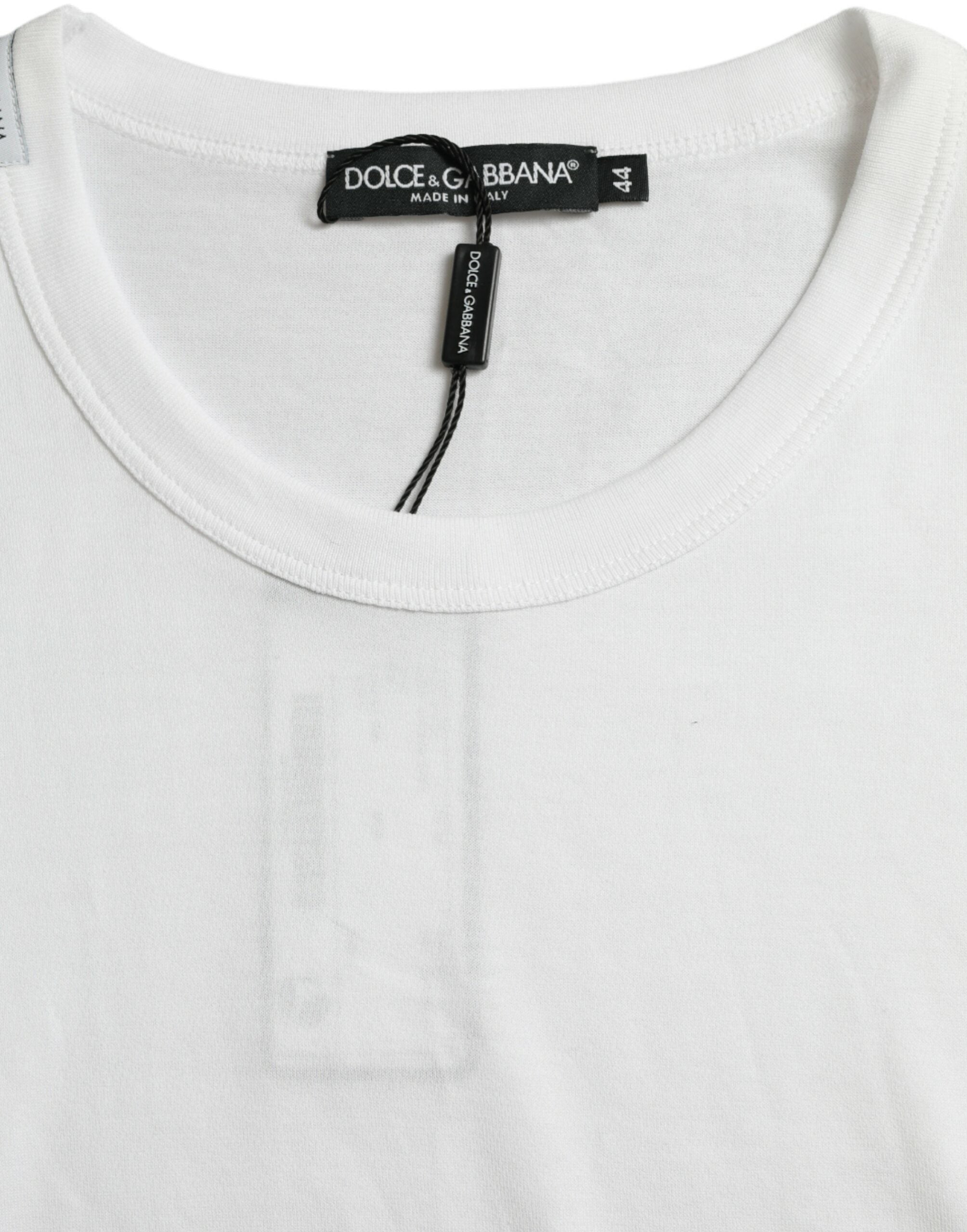 Wit T-shirt met ronde hals en korte mouwen en logo