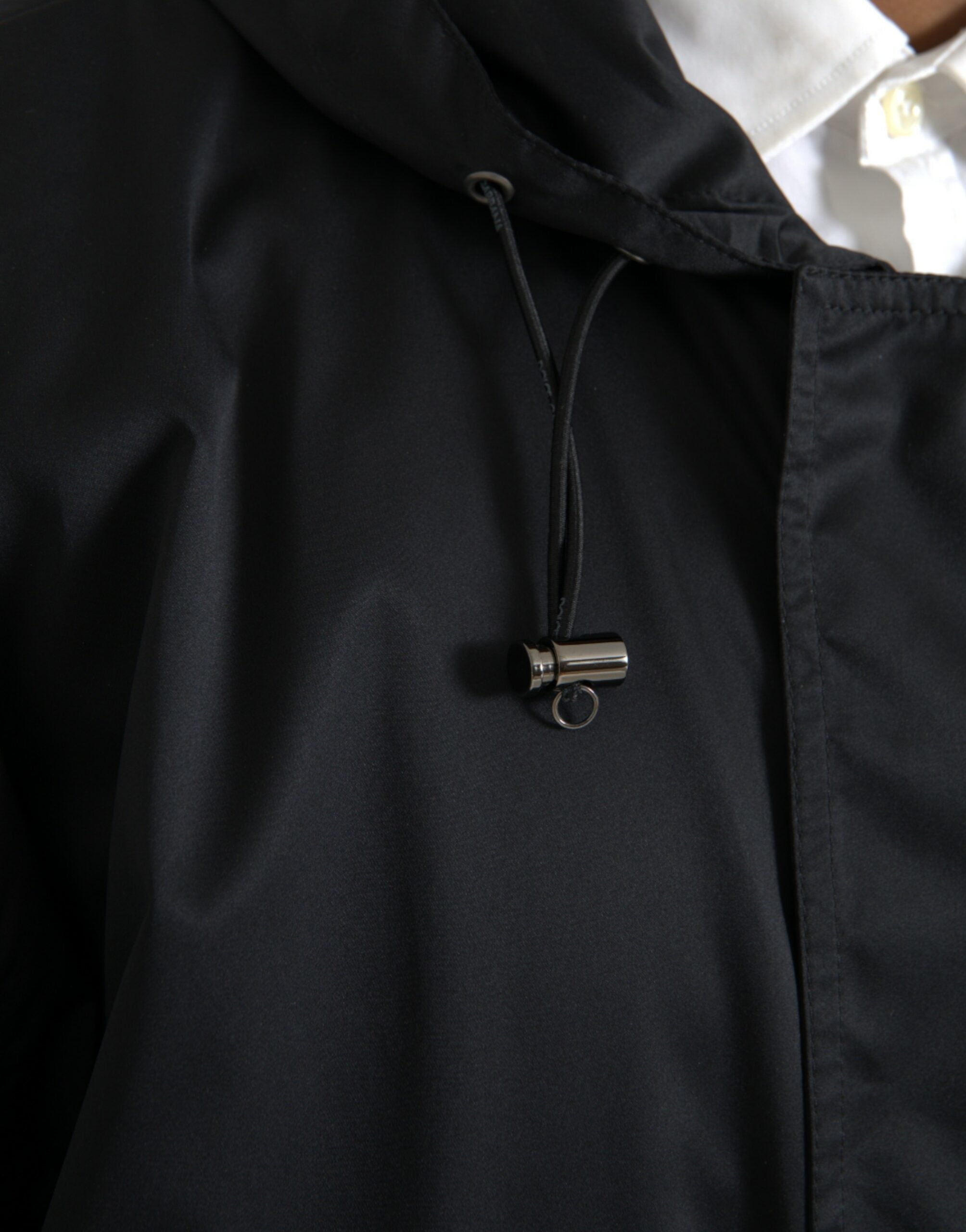 Zwarte polyester lange windjack met capuchon