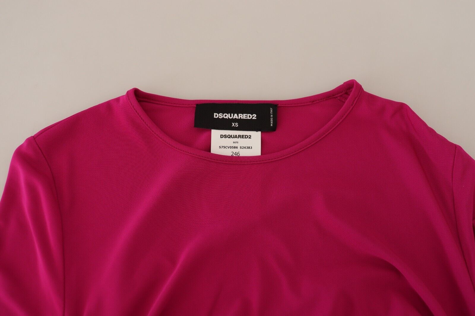 Fuchsia viscose mini-jurk met lange mouwen en ruches