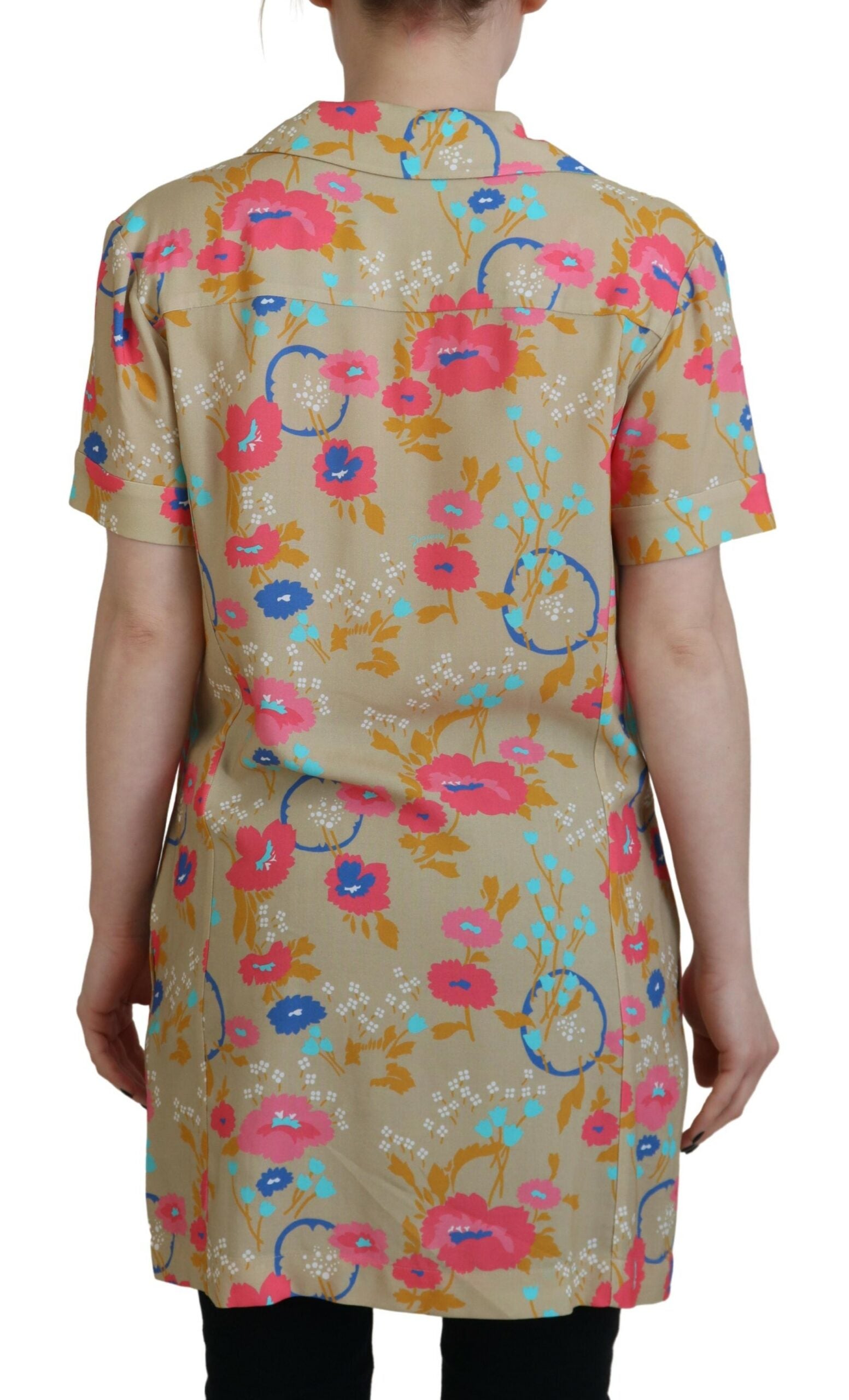 Meerkleurige blouse met kraag en knoopsluiting aan de voorkant