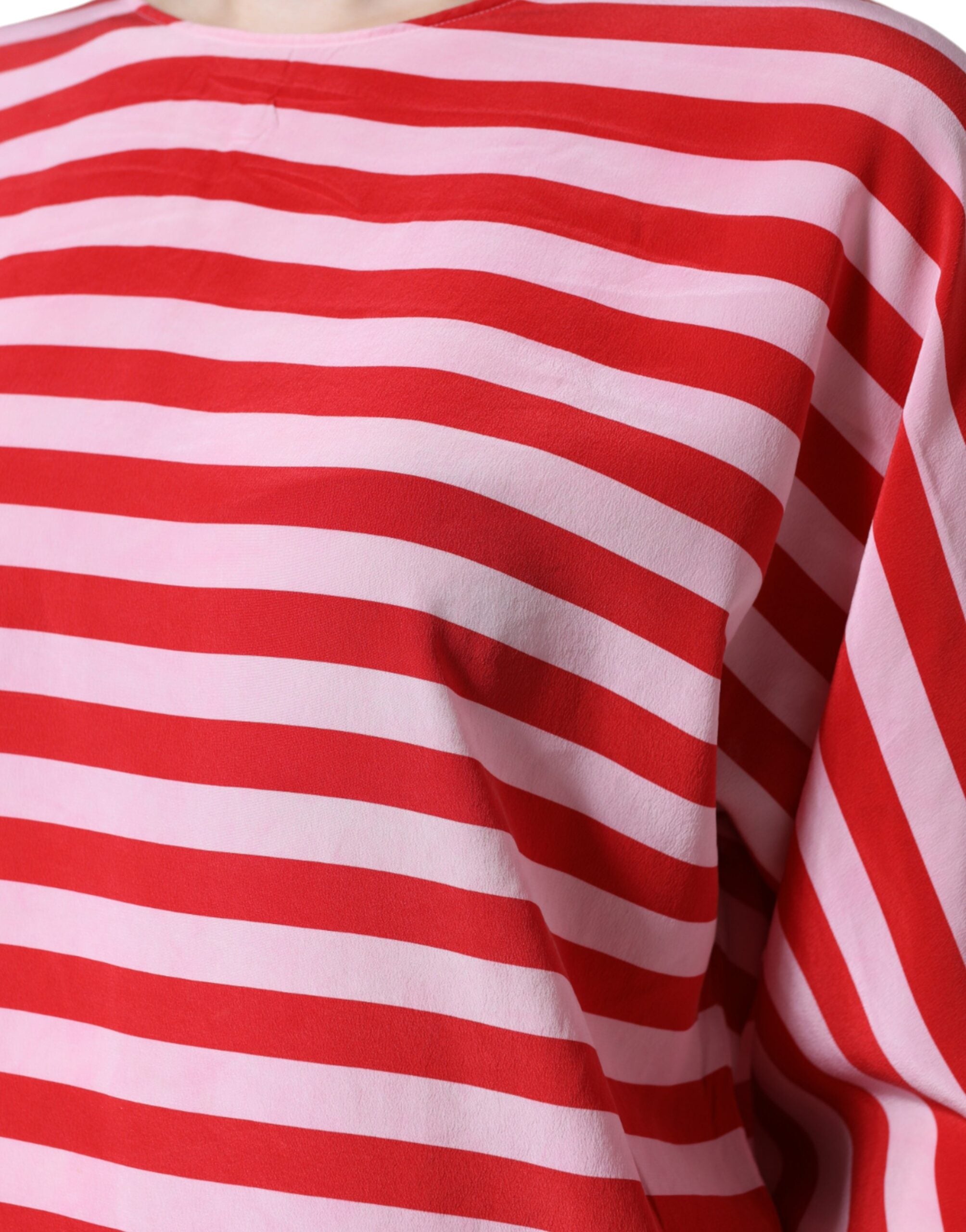 Wit rood gestreept zijden T-shirt met ronde hals